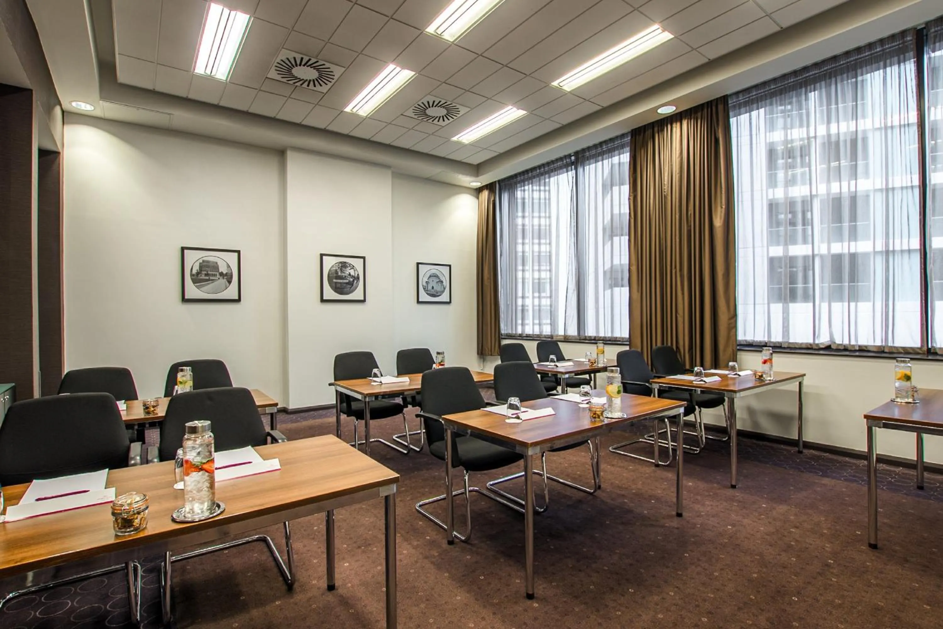 Meeting/conference room in Crowne Plaza Birmingham City by IHG