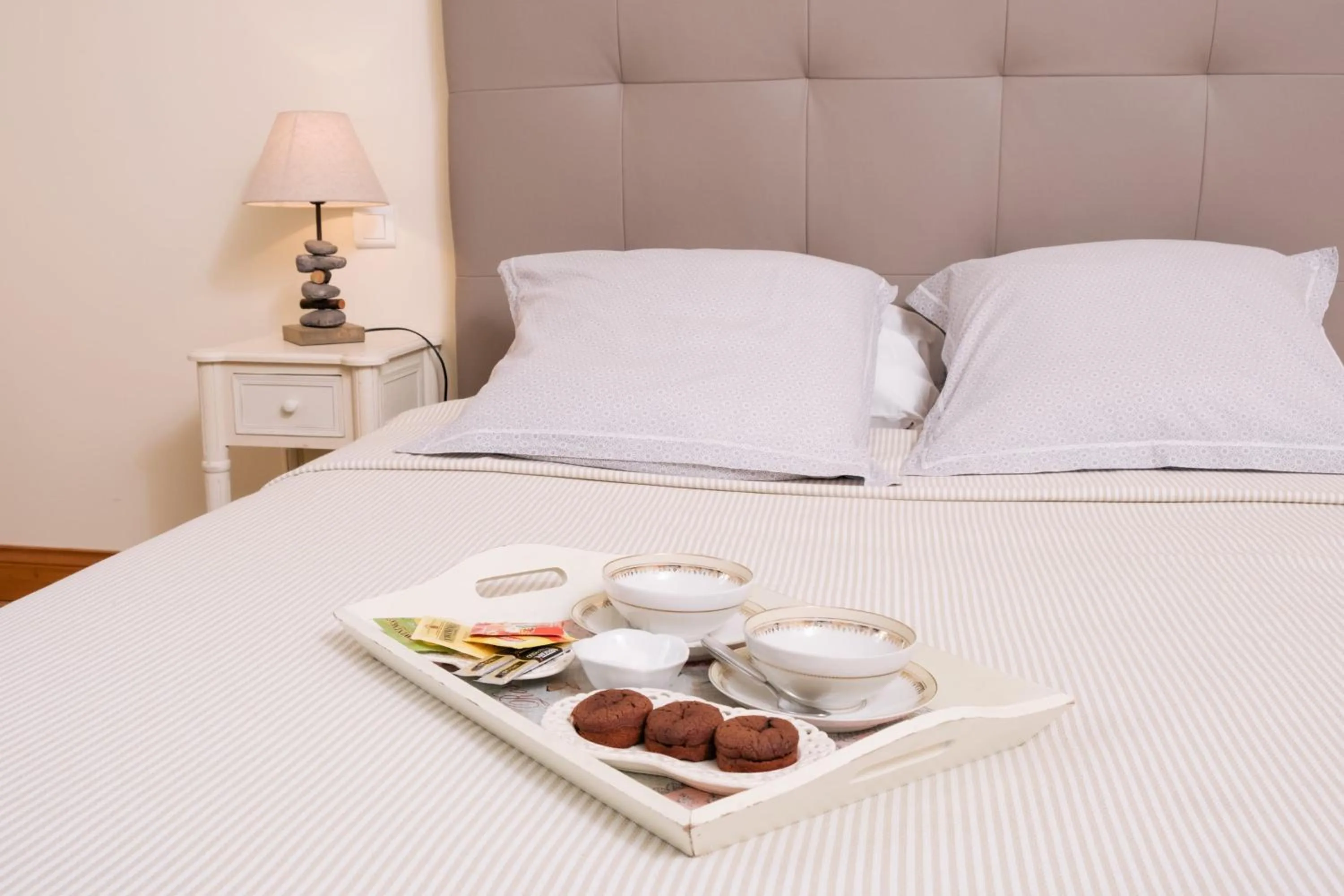 Decorative detail, Bed in Ferme de l'Abbaye