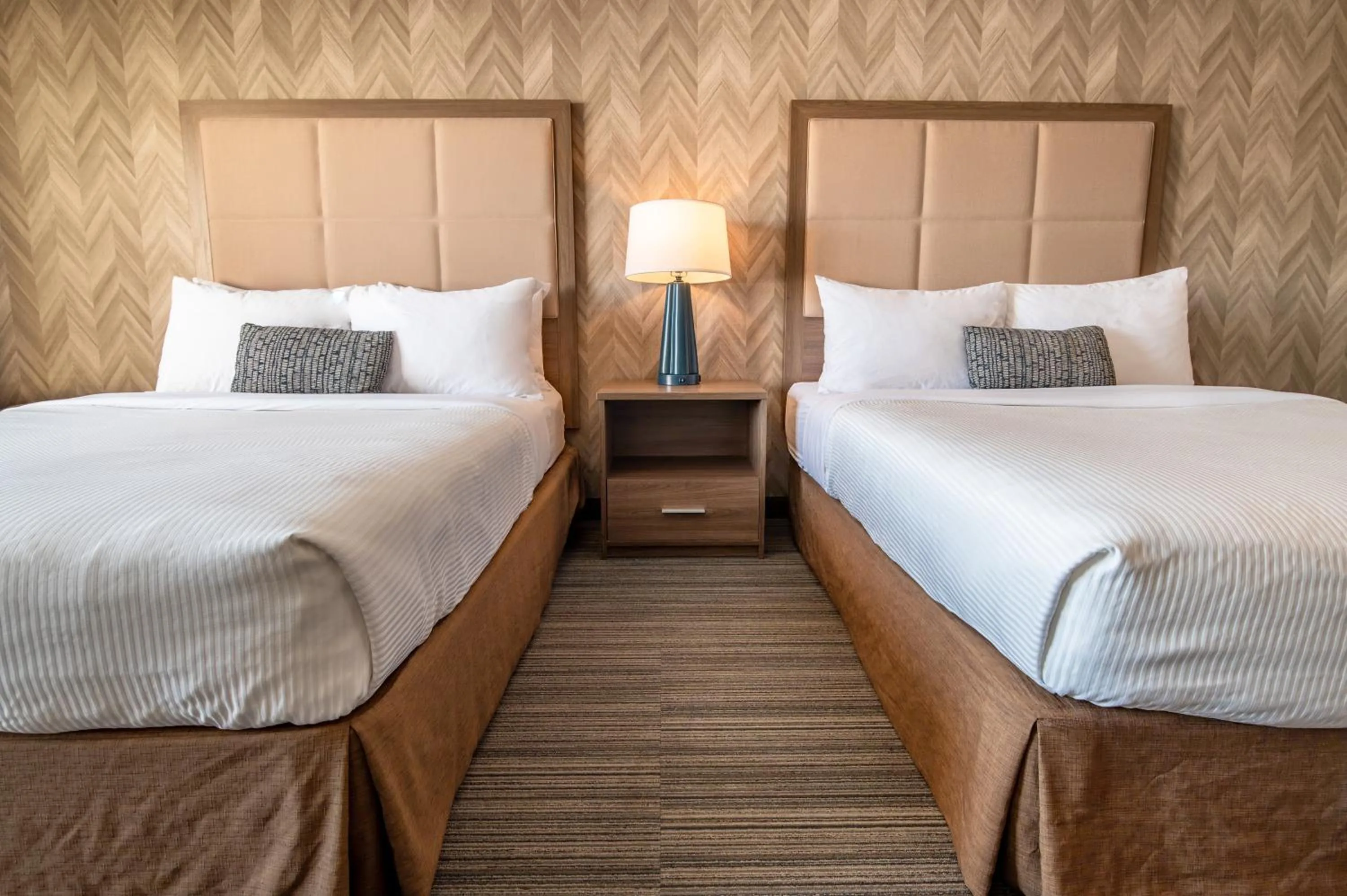 Bed in Canalta Airdrie