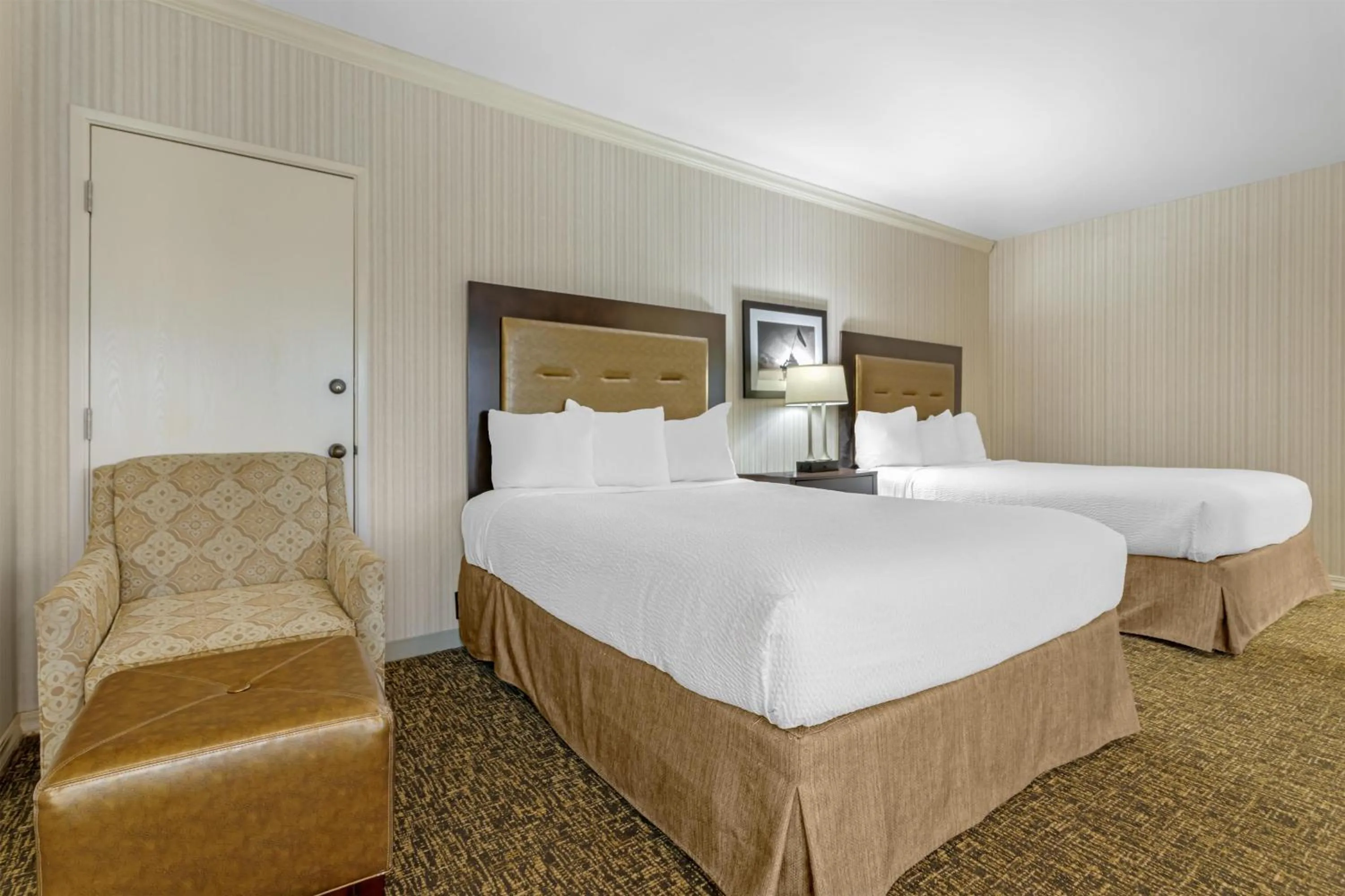 Bedroom, Bed in Best Western Plus Big America