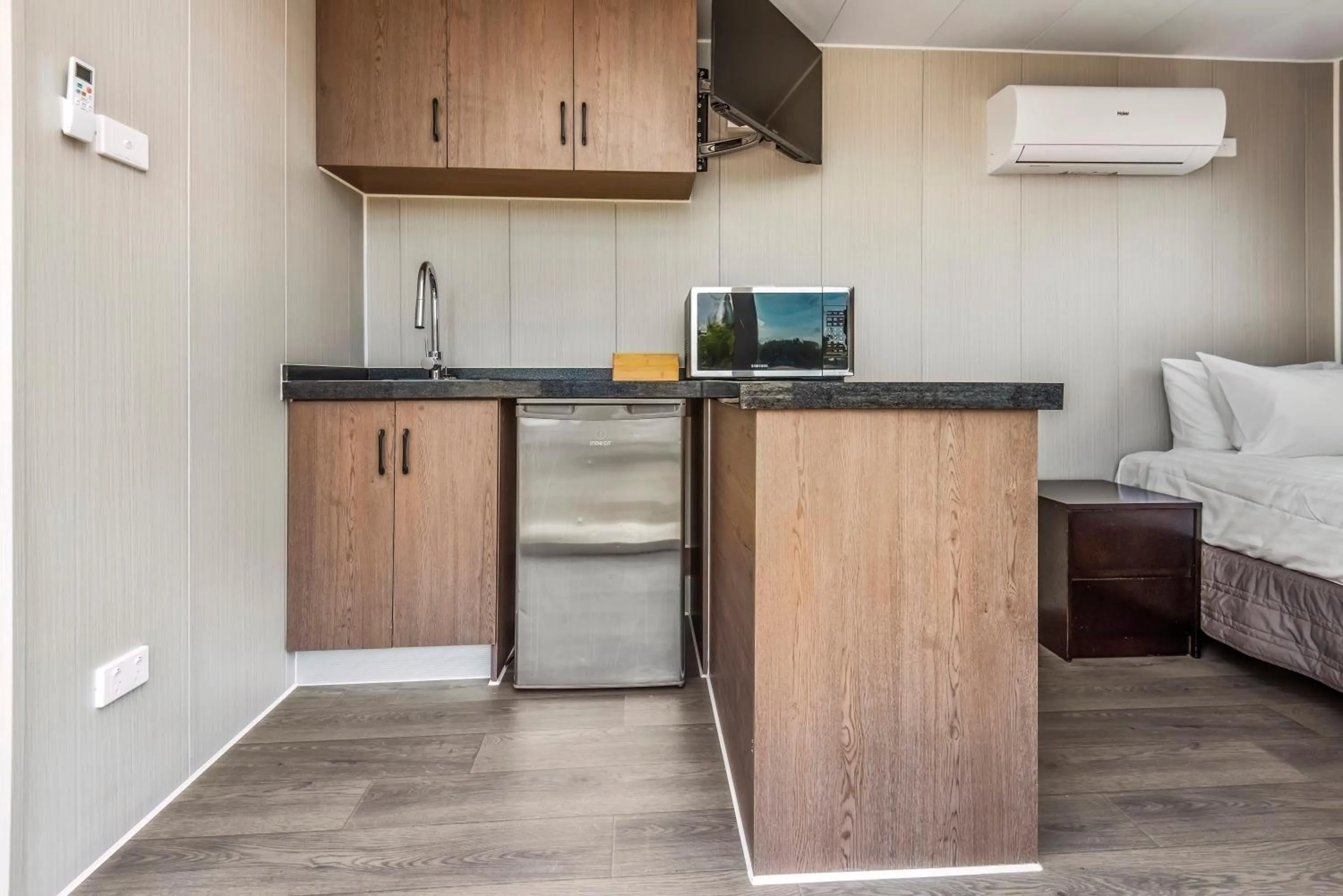 Bed in Poenamo Hotel