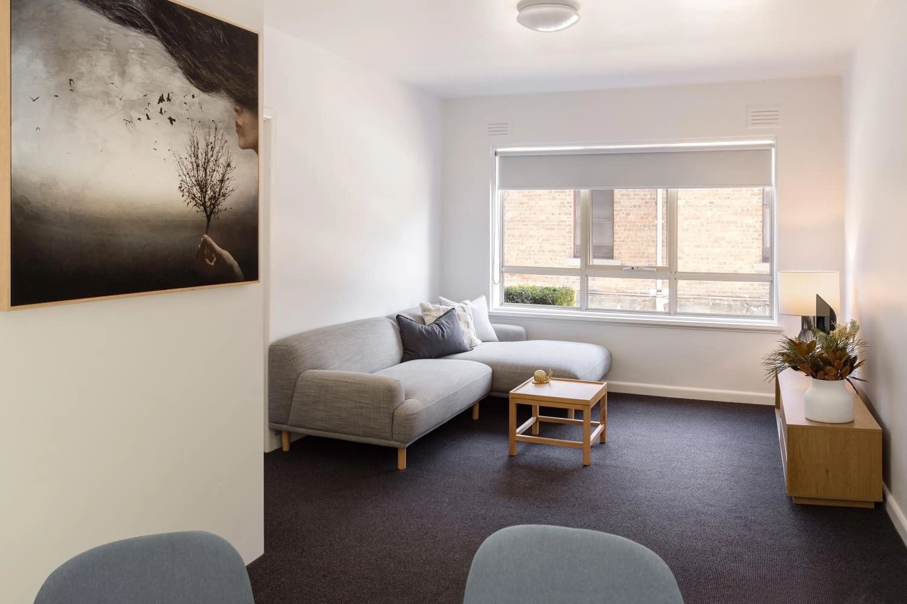 Living room in MAC South Yarra by Melbourne Apartment Collection
