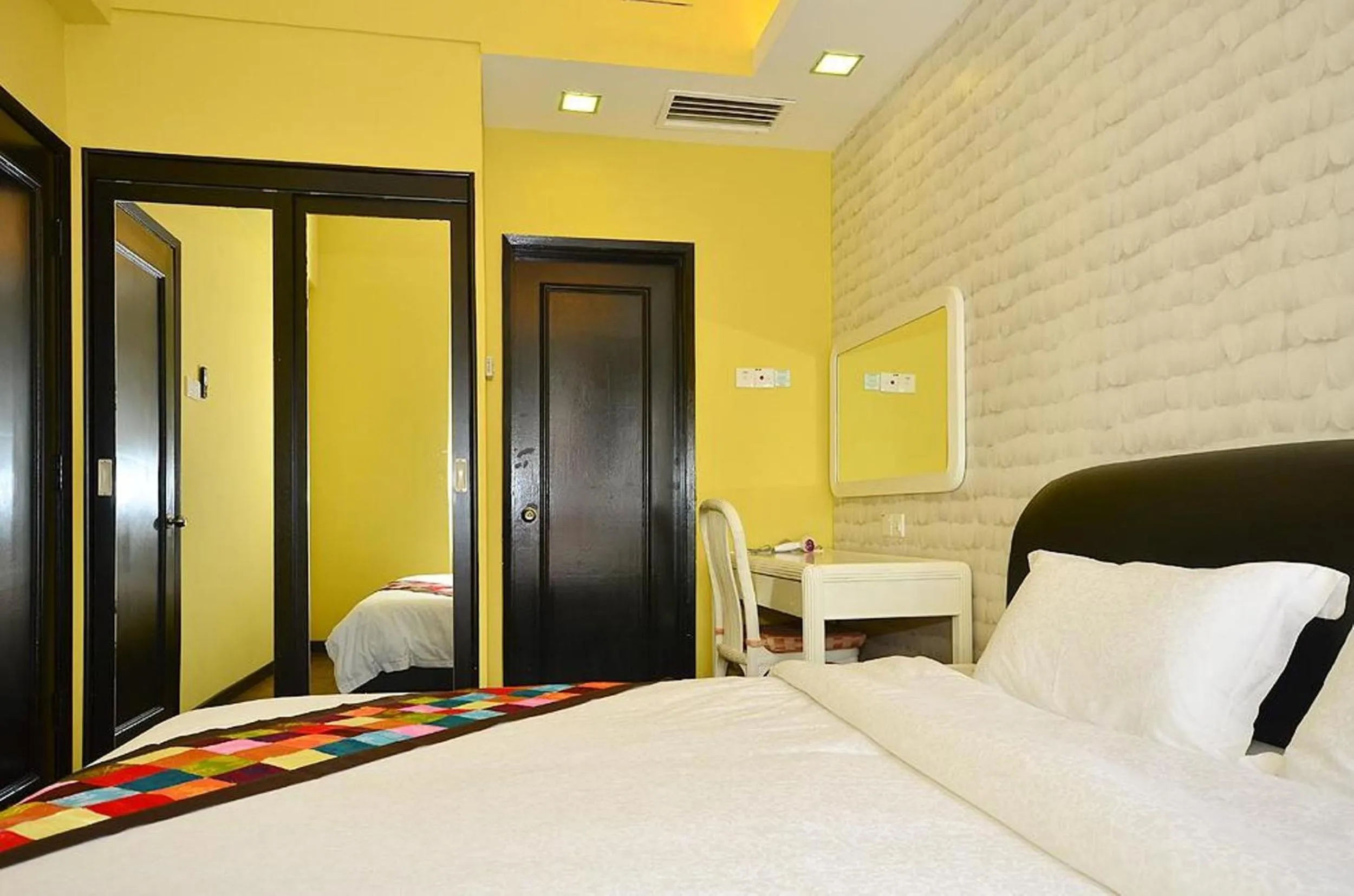 Decorative detail, Bed in Jetty Suites Apartments