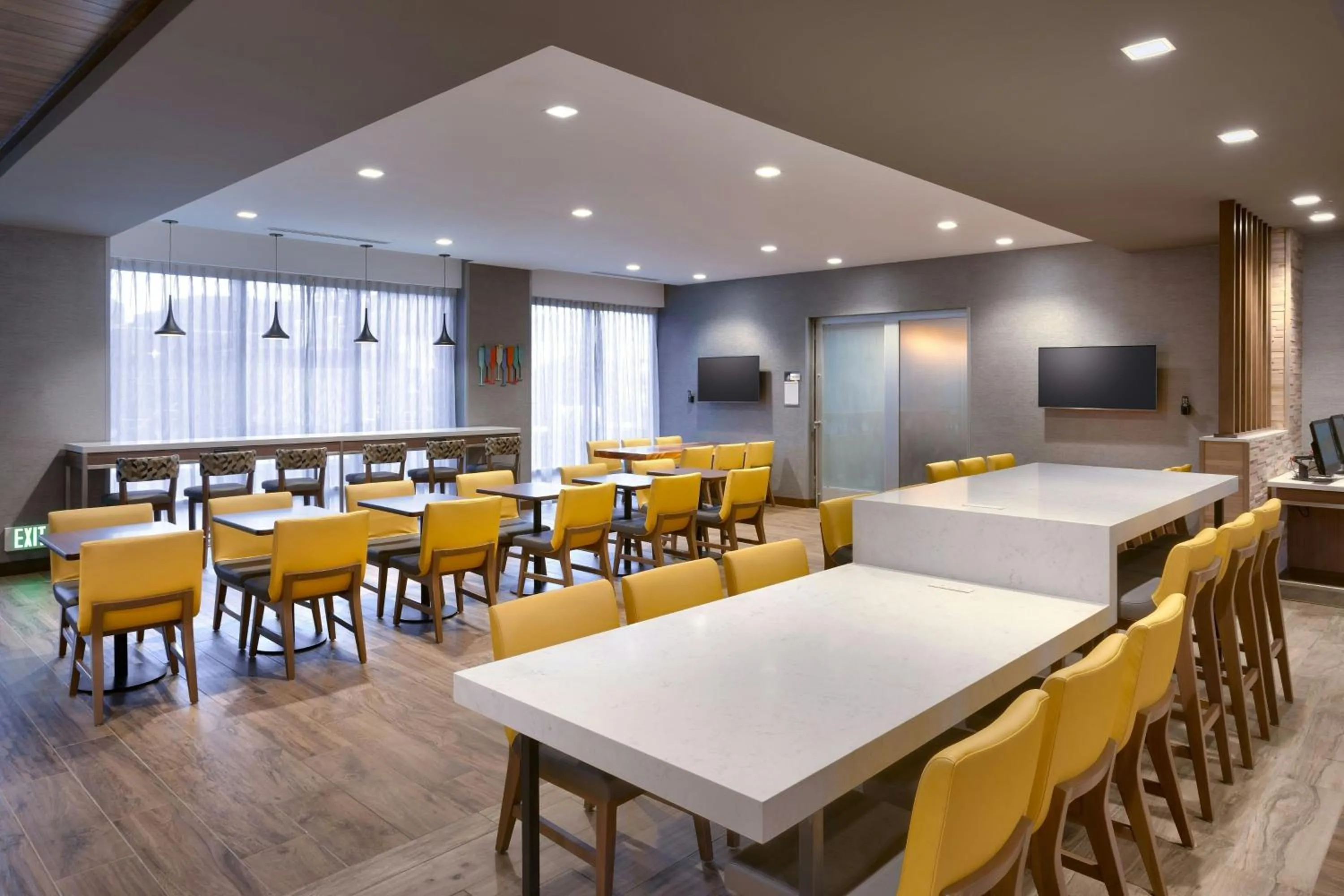 Breakfast in TownePlace Suites by Marriott Los Angeles LAX/Hawthorne