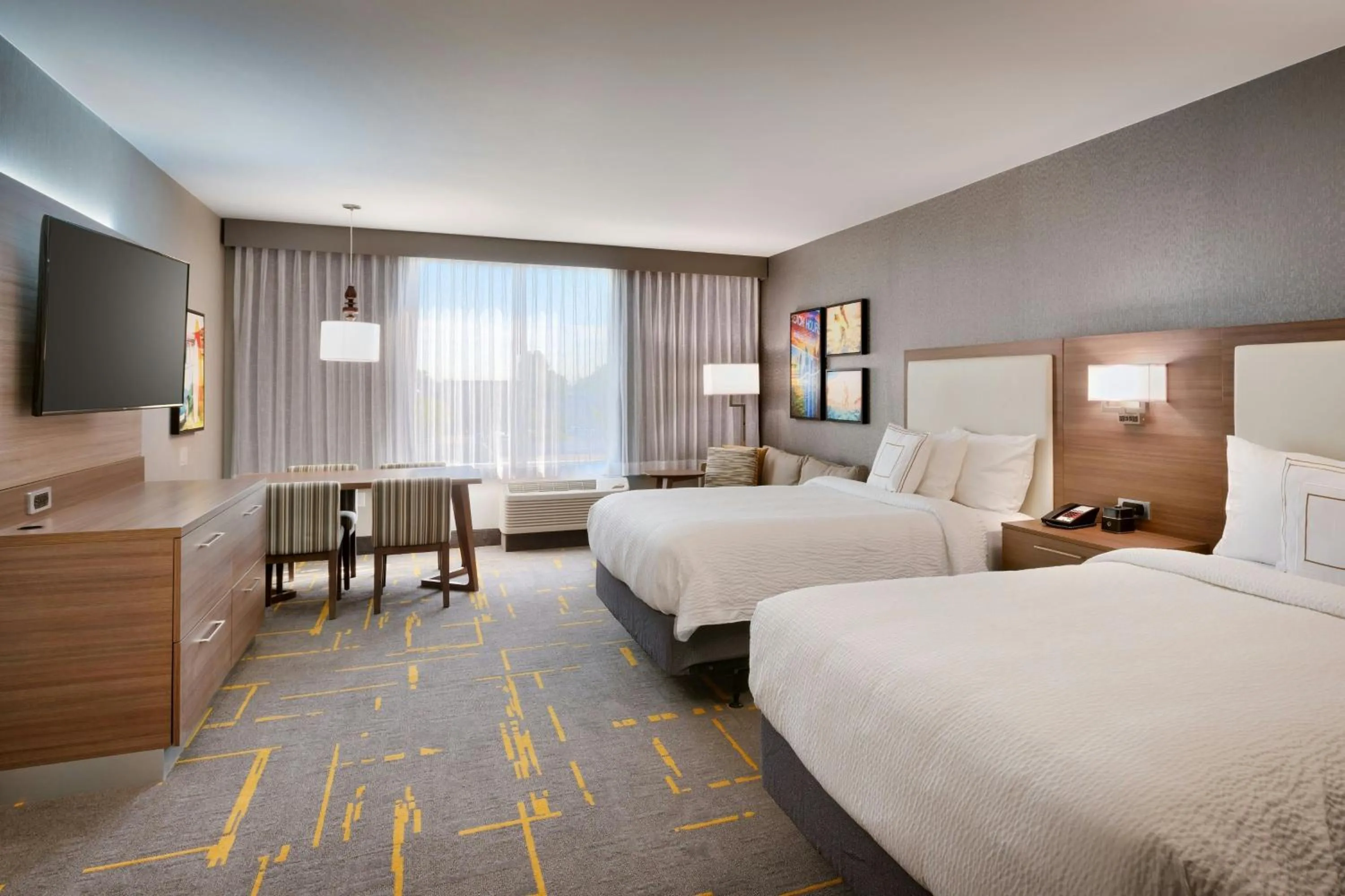 Photo of the whole room, Bed in TownePlace Suites by Marriott Los Angeles LAX/Hawthorne