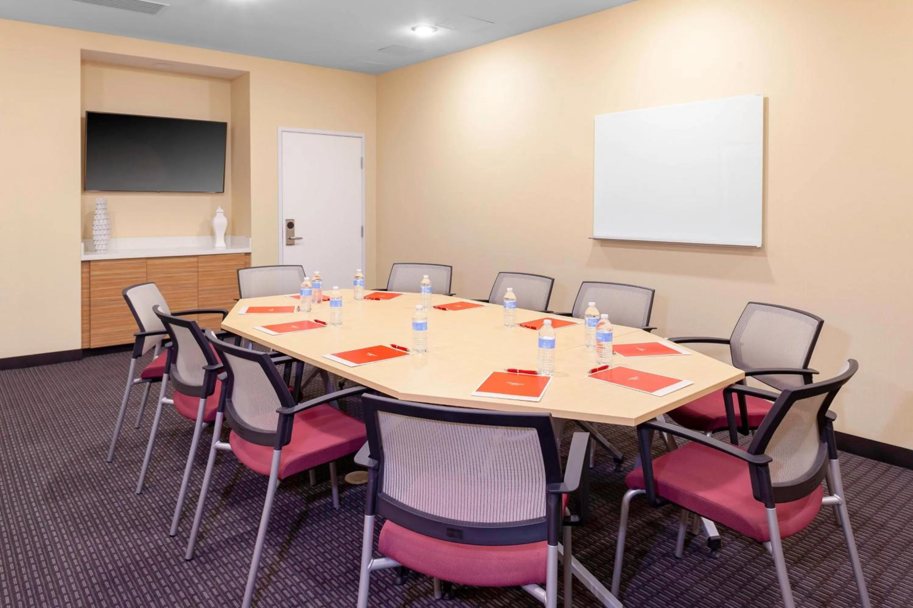 Meeting/conference room in TownePlace Suites by Marriott San Antonio Westover Hills