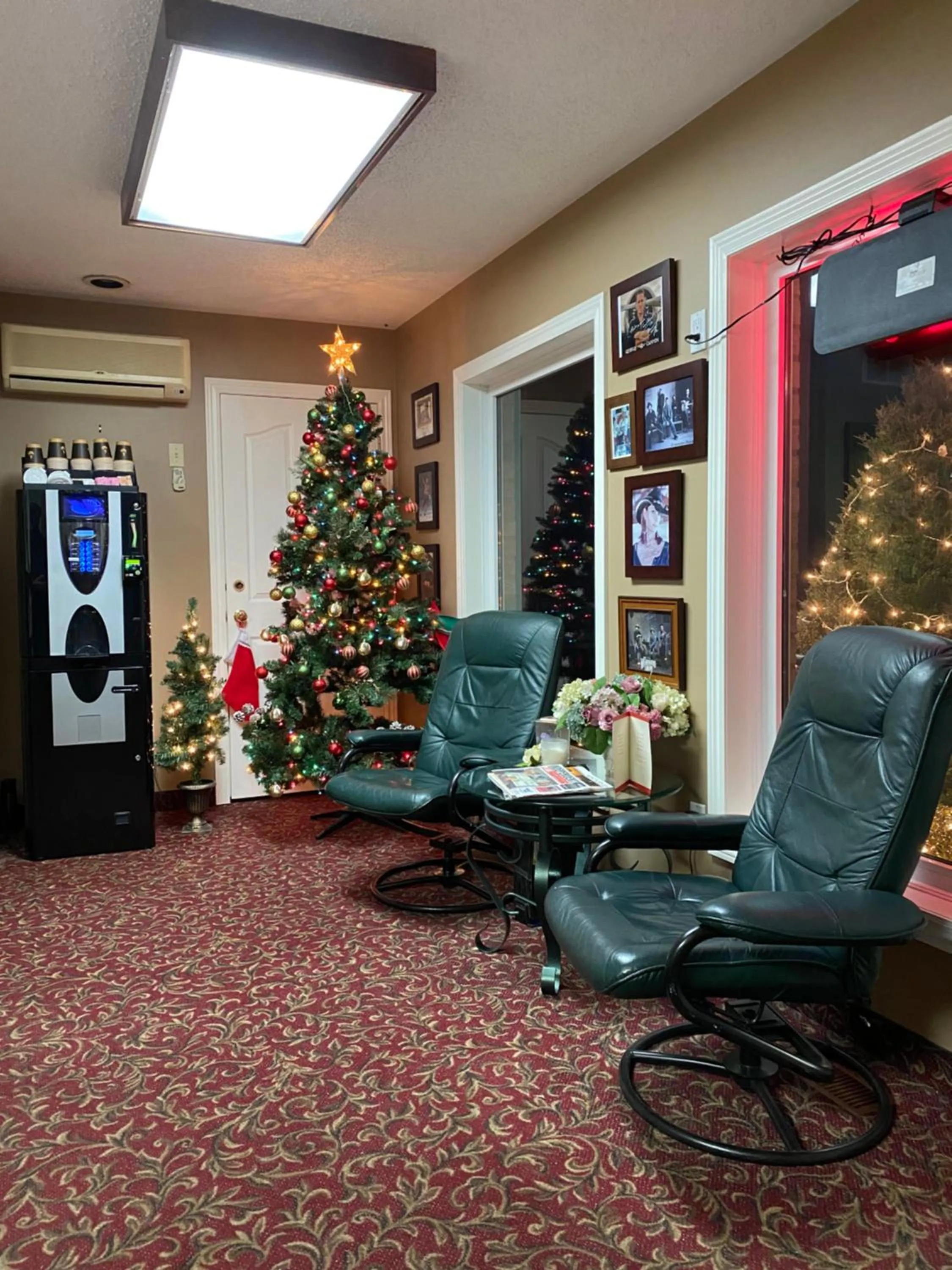 Lobby or reception in Country Inn Listowel