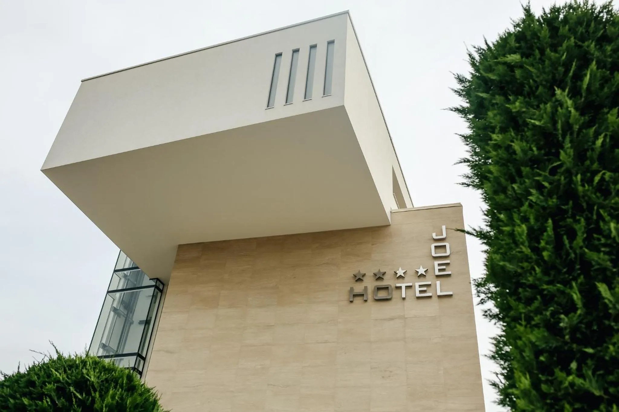 Property building in Aparthotel Joel