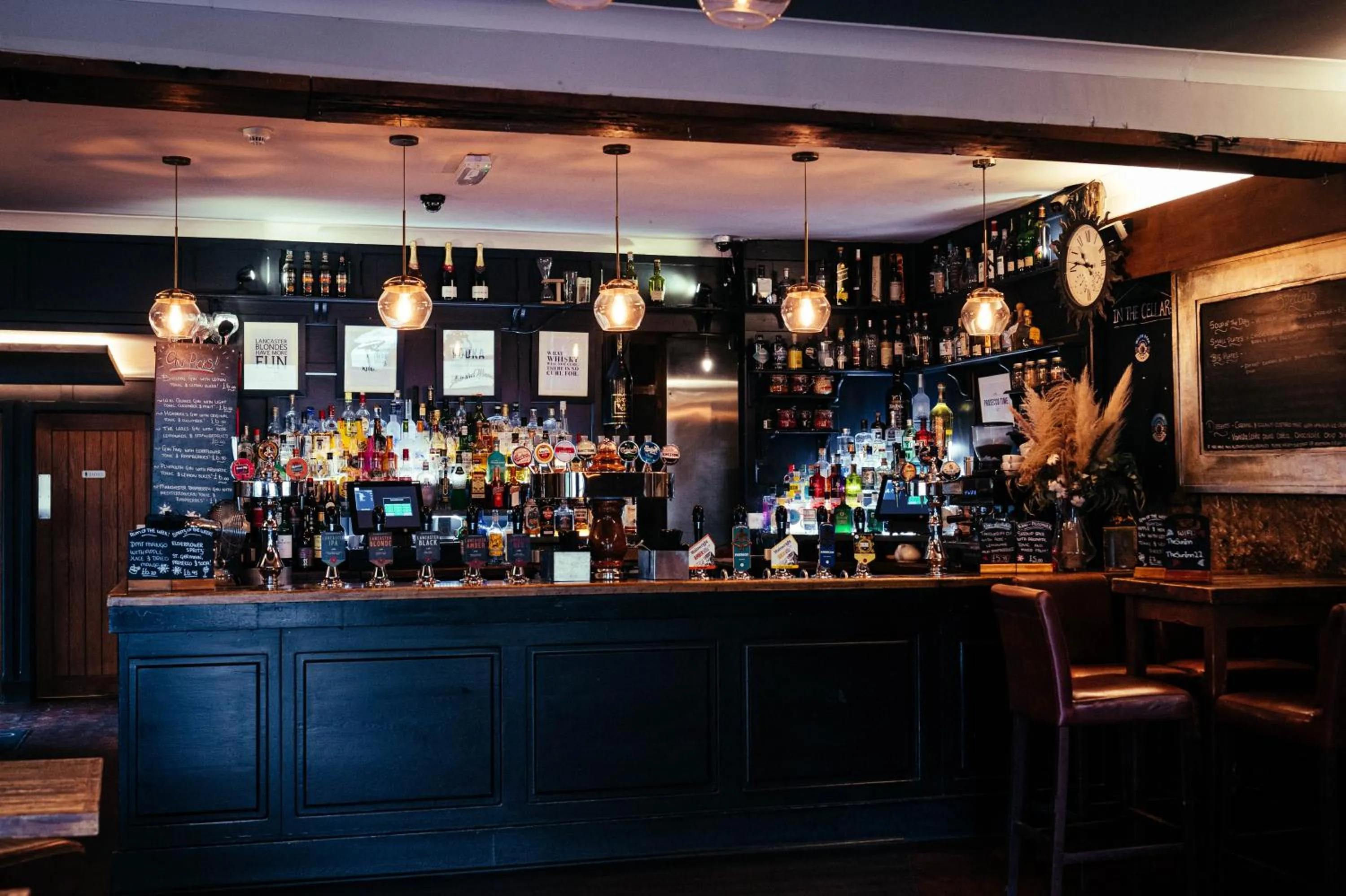 Property building in The Sun Hotel & Bar