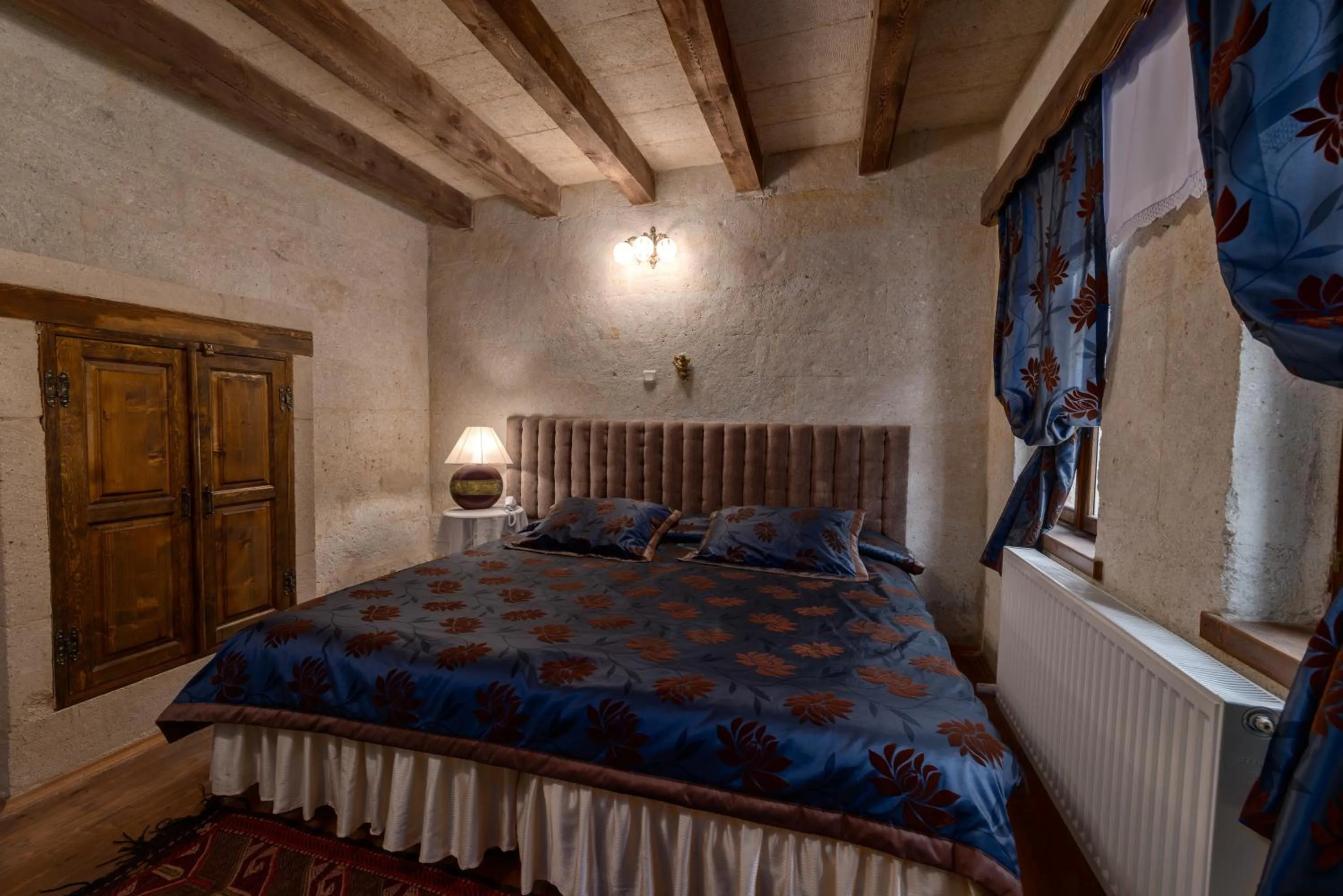 Photo of the whole room, Bed in Hotel Temenni Evi