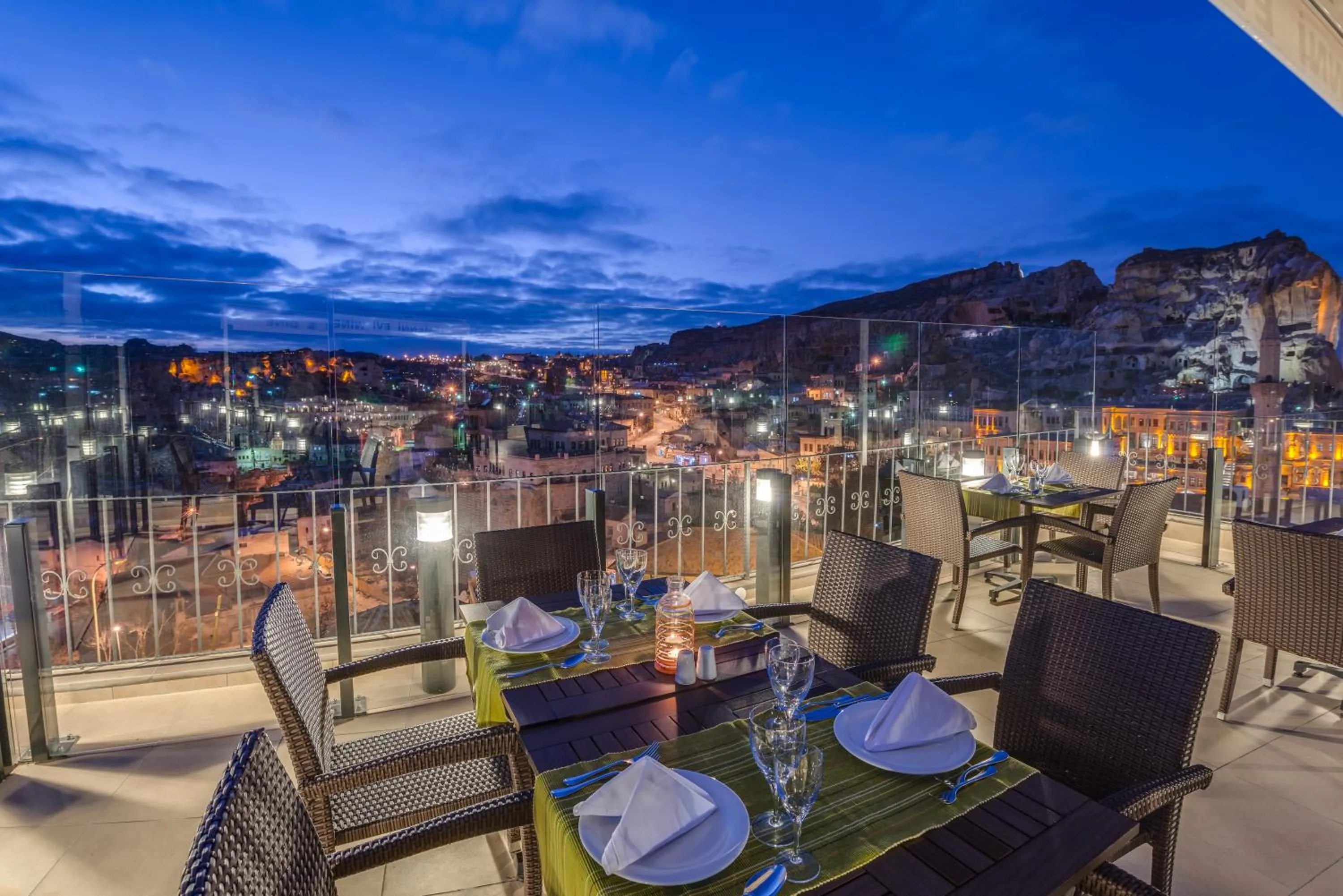 Restaurant/places to eat in Hotel Temenni Evi