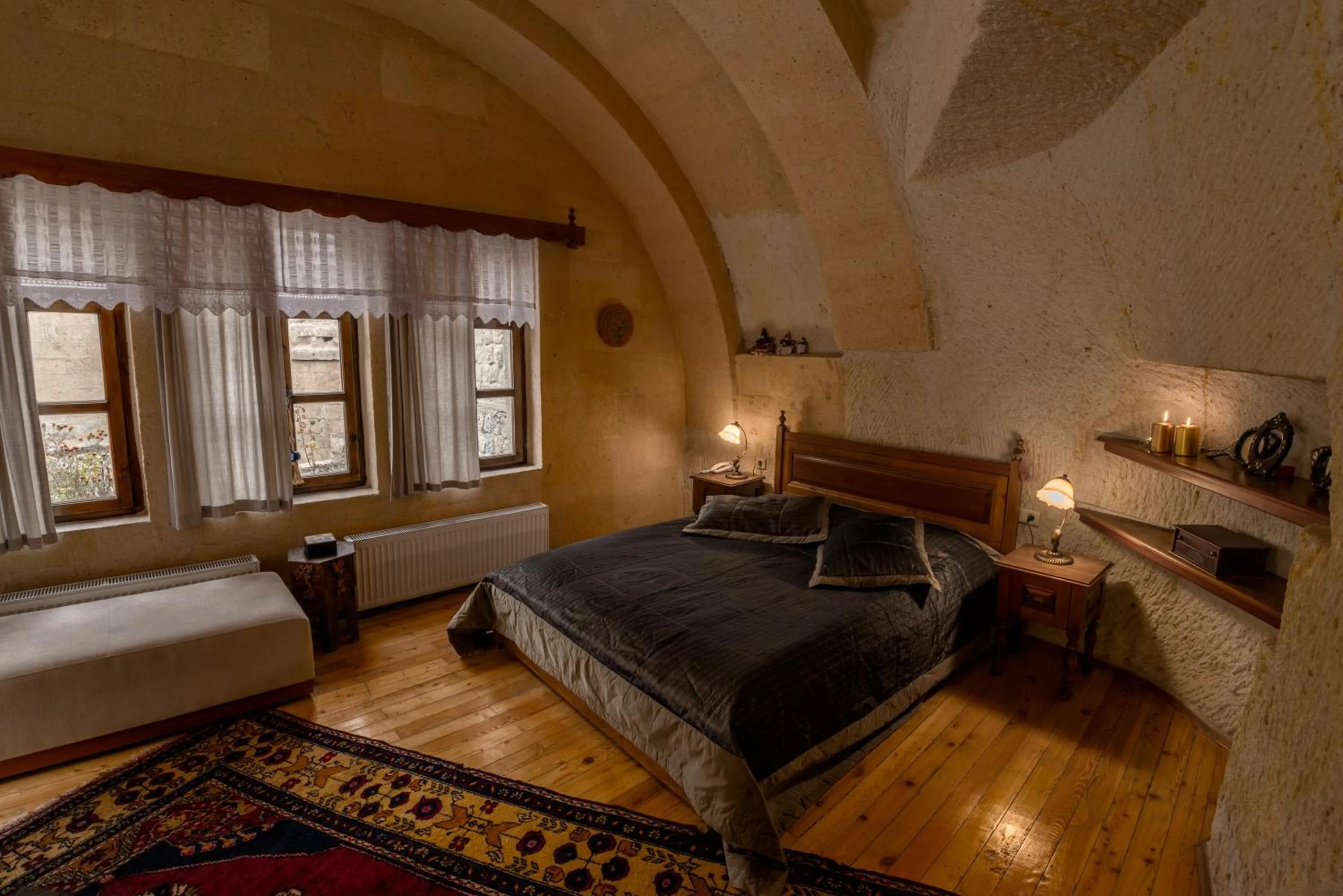 Photo of the whole room, Bed in Hotel Temenni Evi