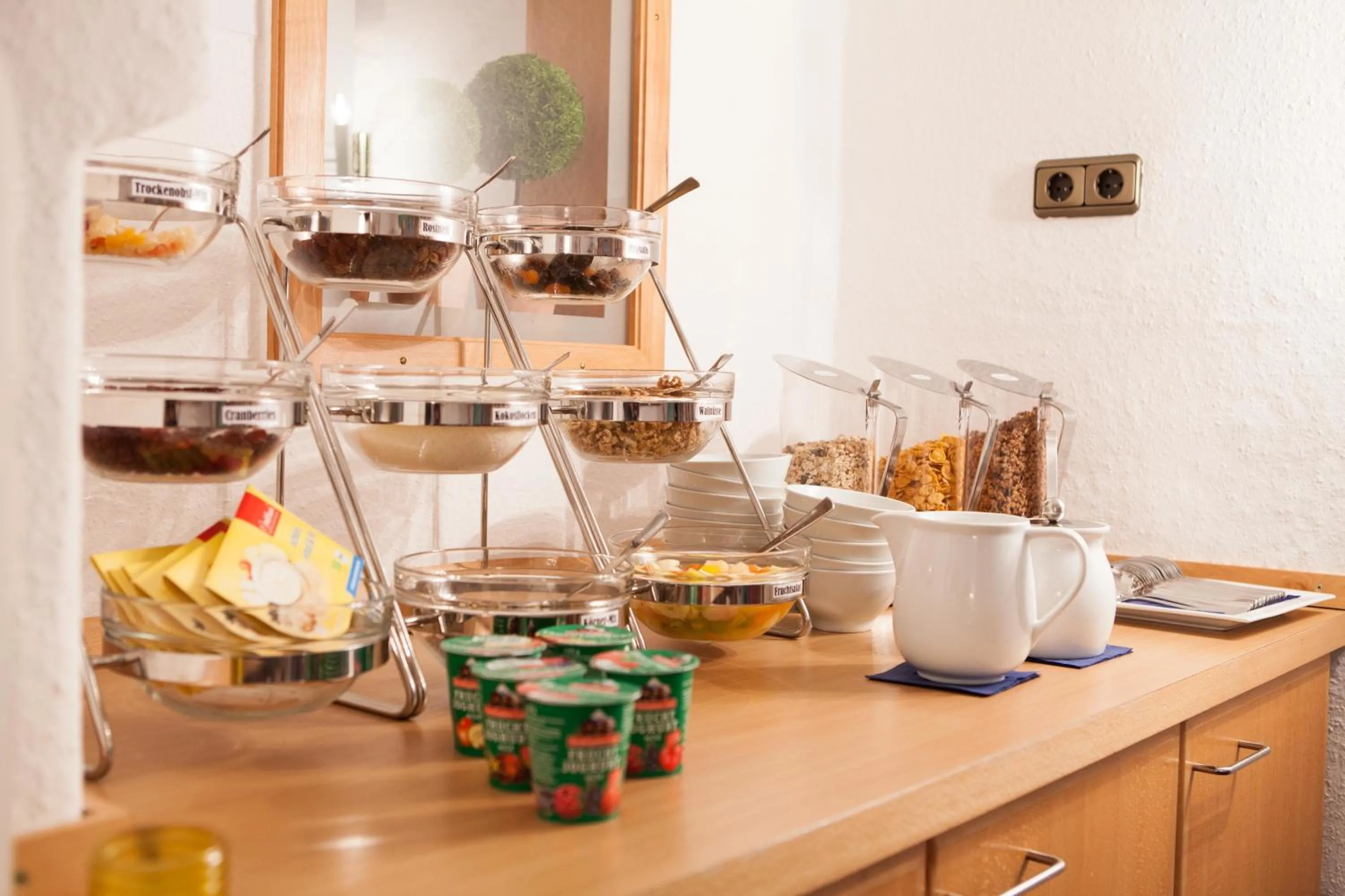 Food and drinks in Hotel Vier Jahreszeiten