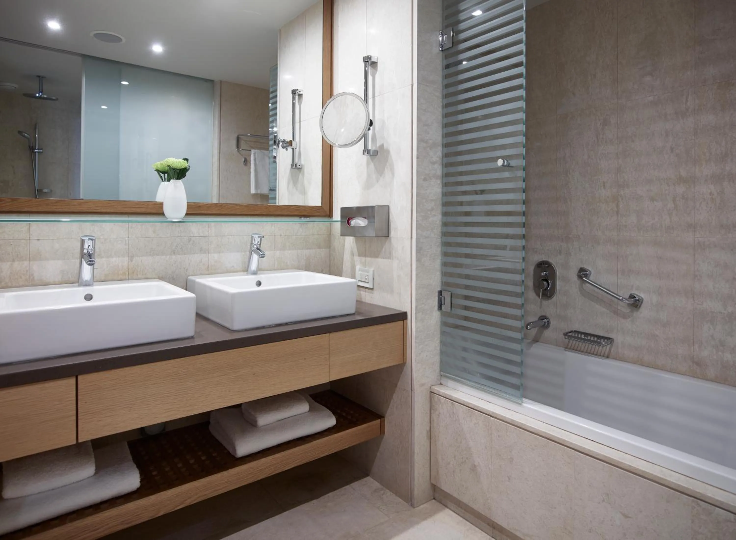 Bathroom in Elite Suites by Rhodes Bay