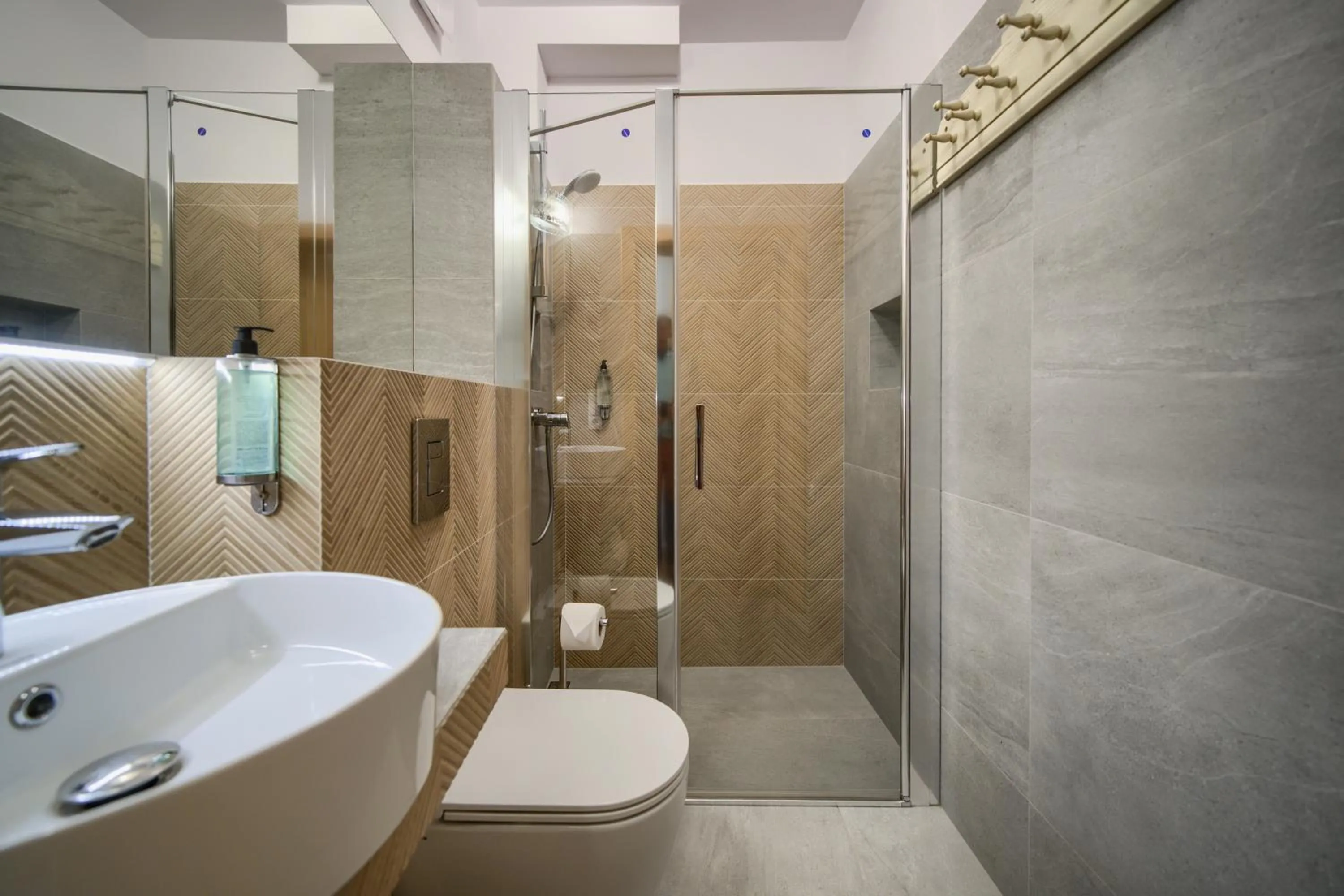 Shower in Butorowy Dwór