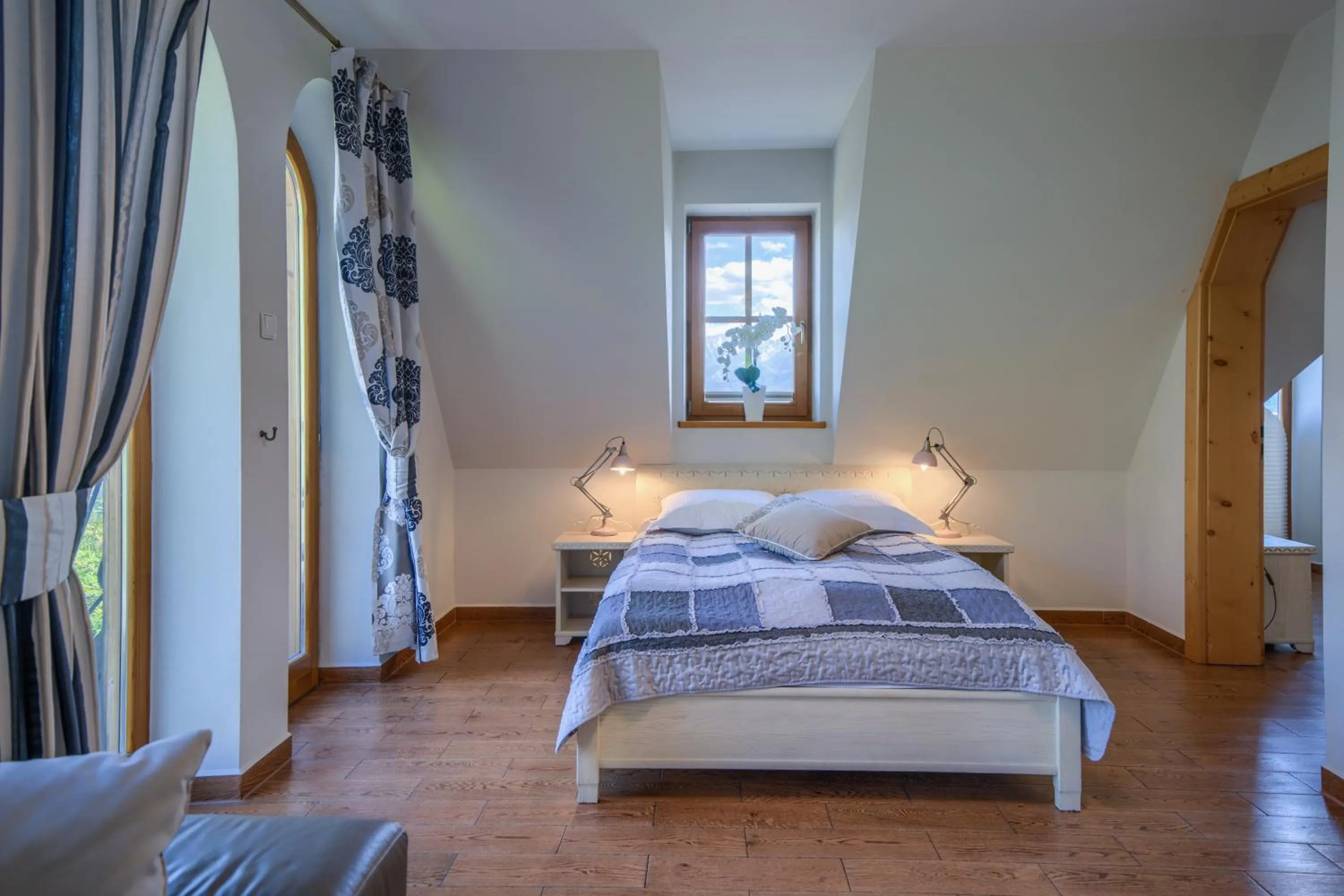 Bed in Butorowy Dwór