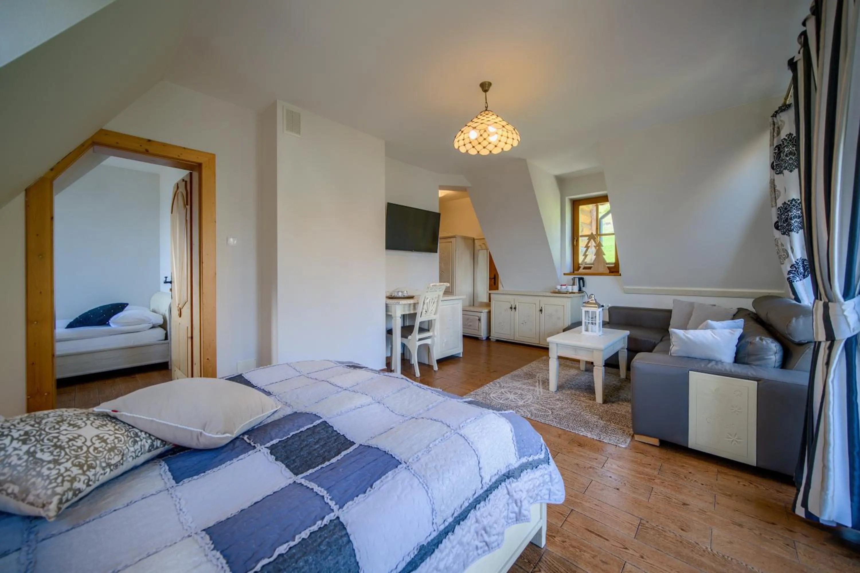 Photo of the whole room, Bed in Butorowy Dwór