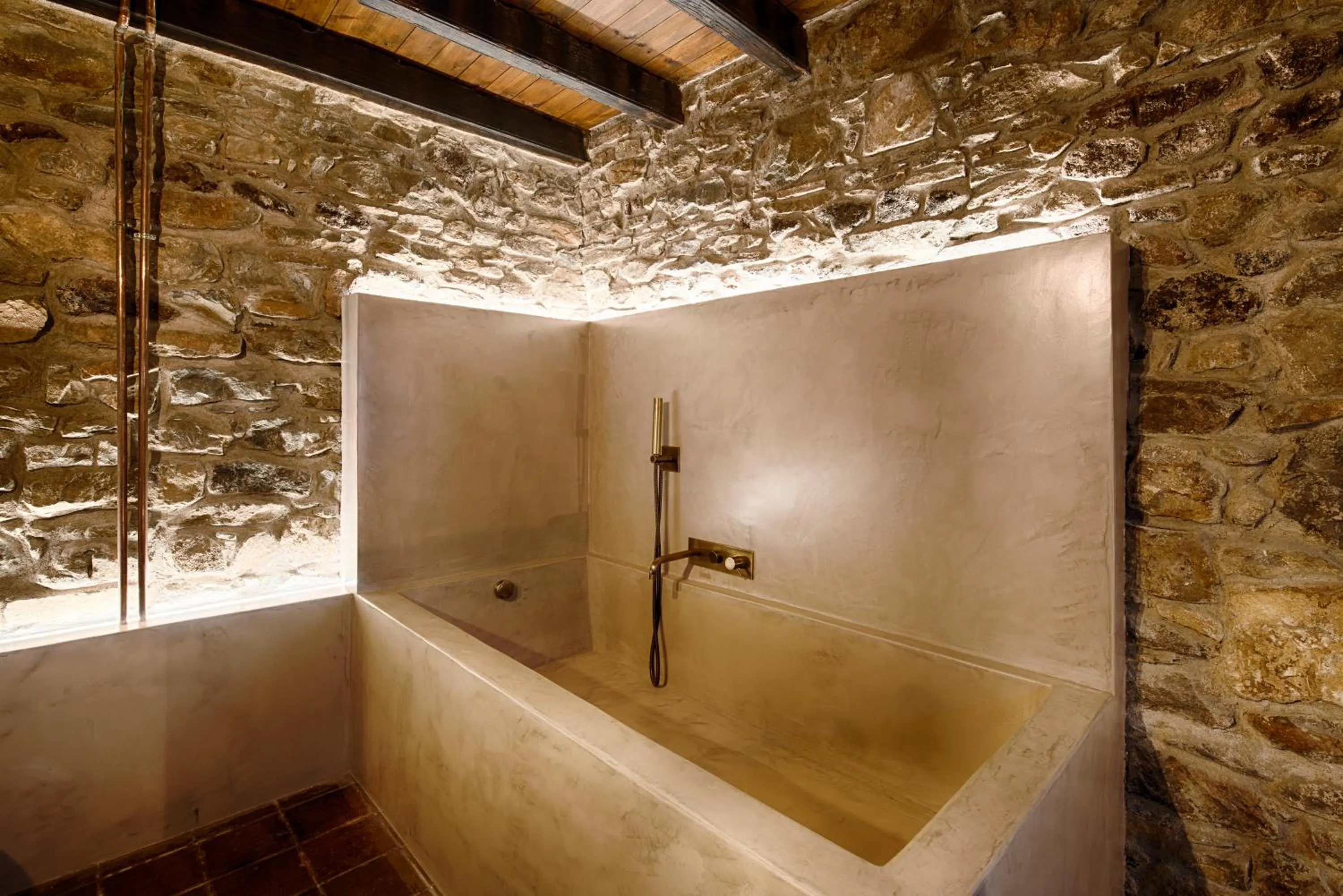 Bathroom in Masia Can Pou