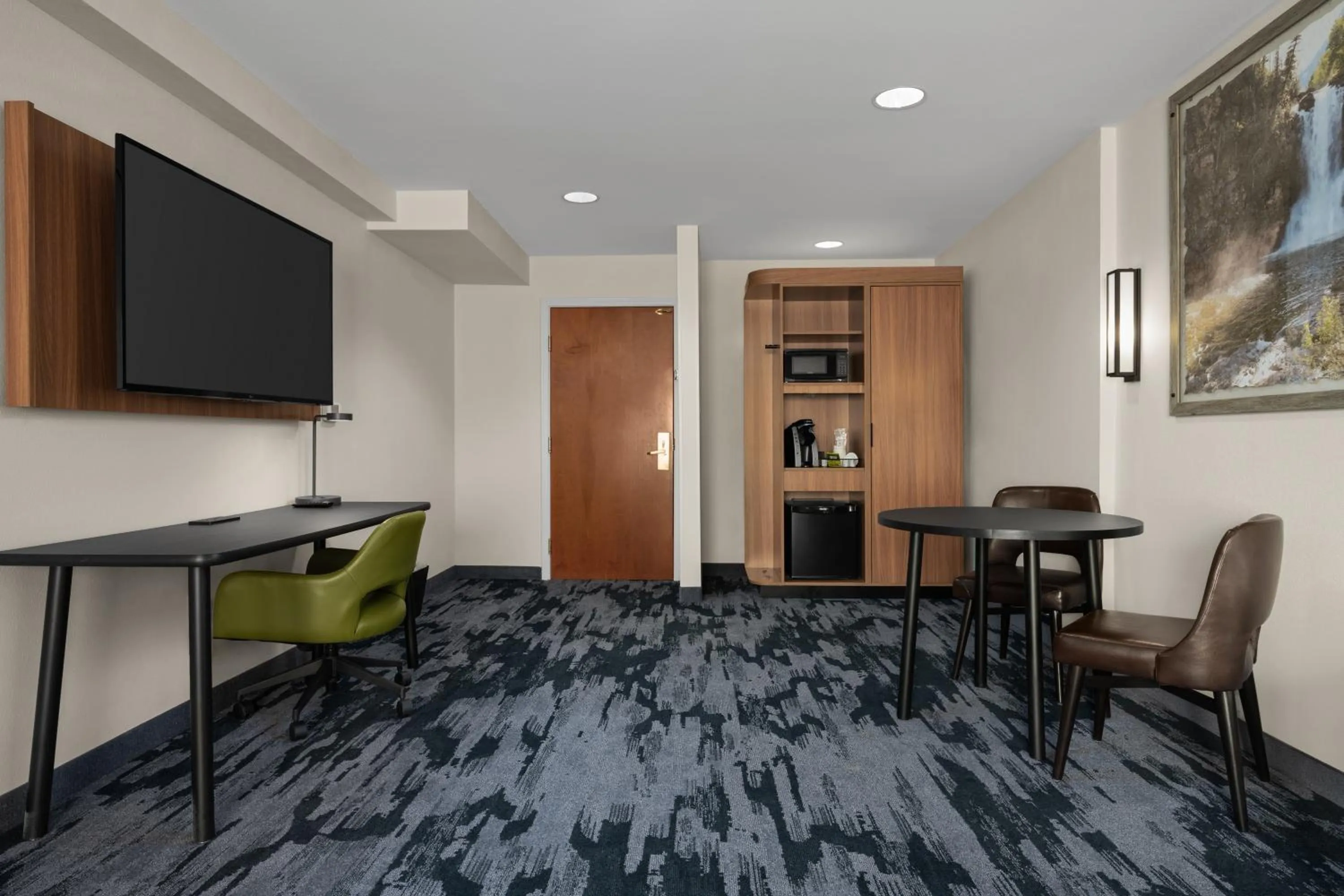 Living room in Fairfield by Marriott Inn & Suites Helena North