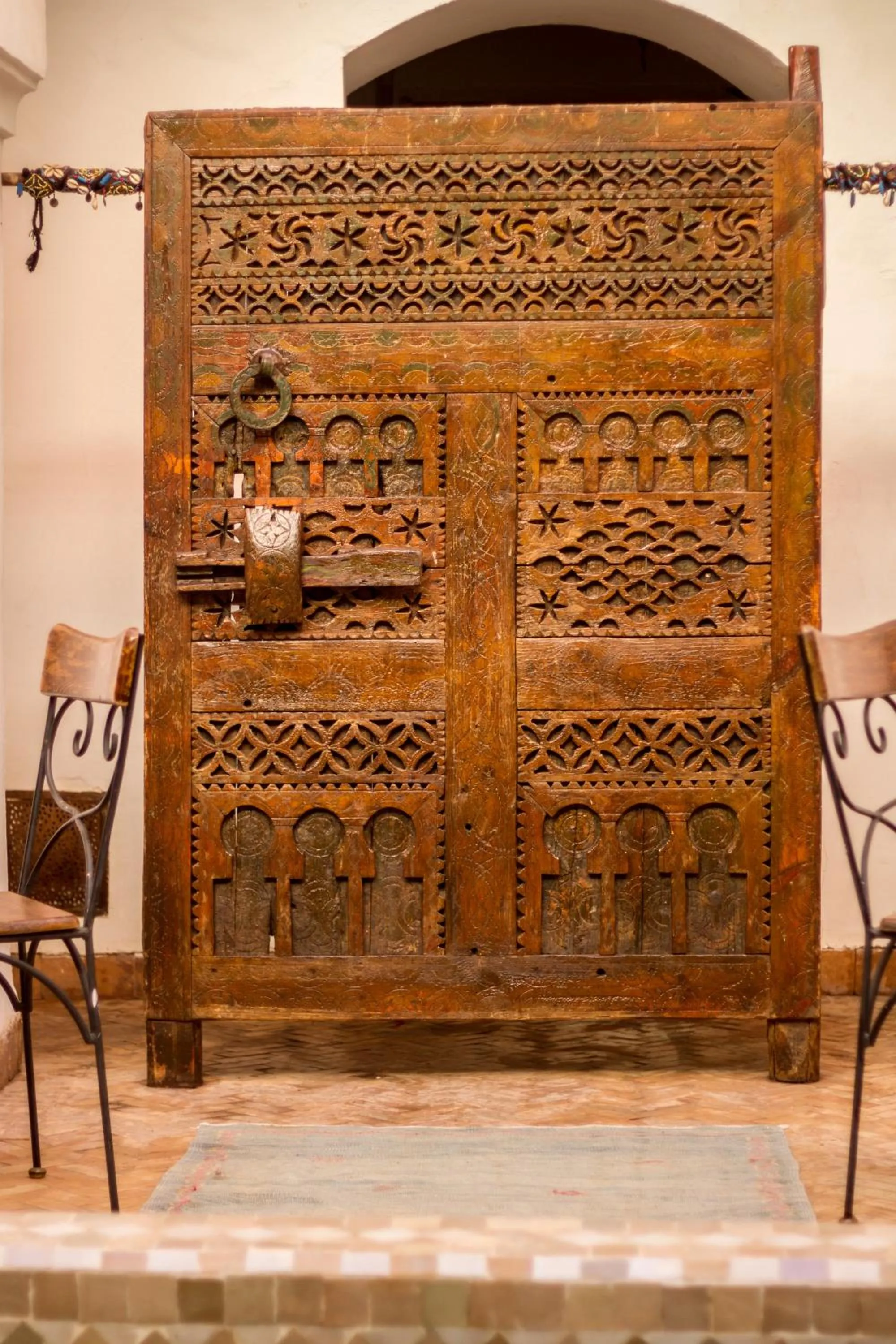 Property building in Riad Nora