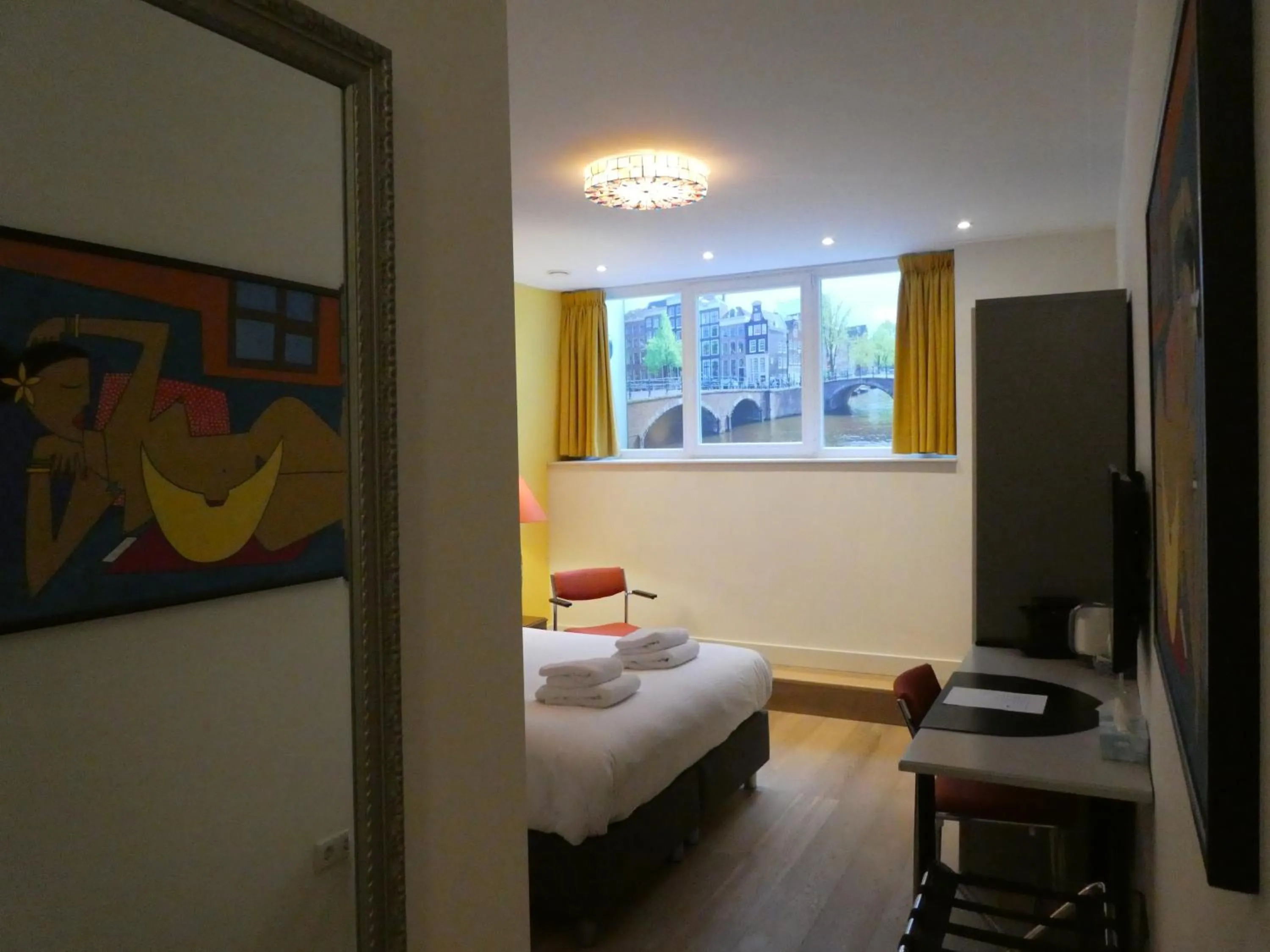 Bedroom in The Old Lady