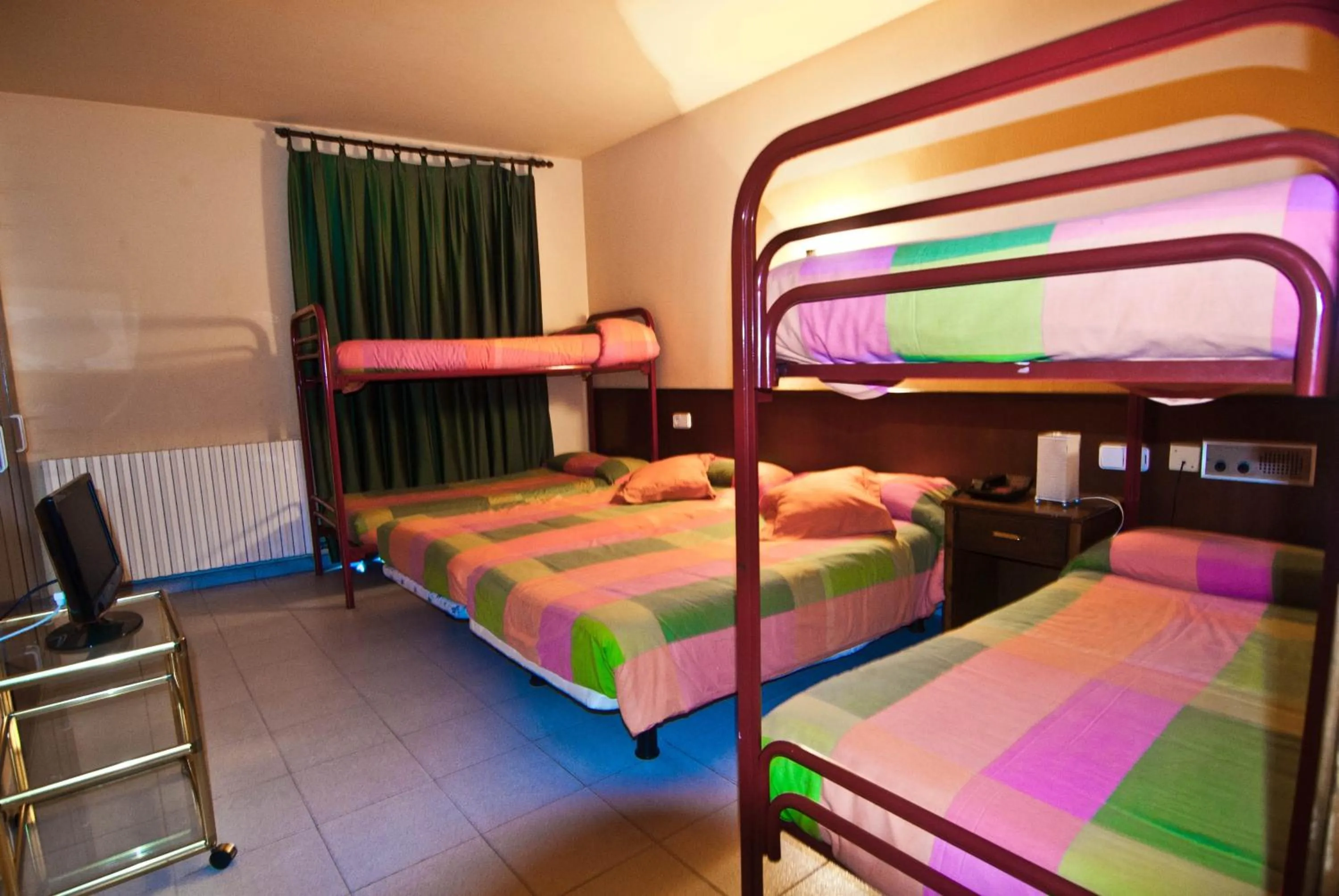 Bed in Hostal Les Collades