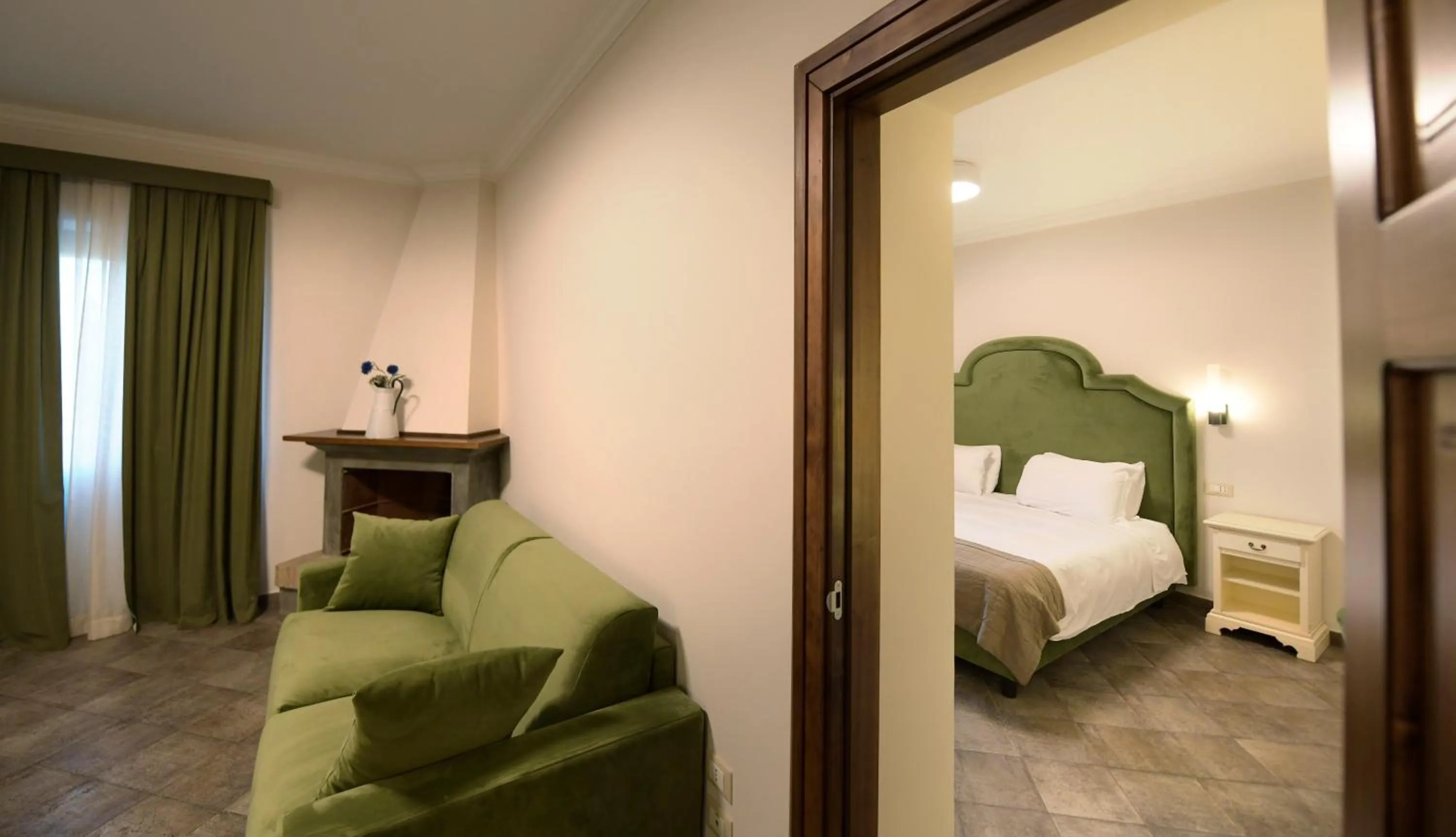 Living room, Bed in Tenuta Ciminata Greco