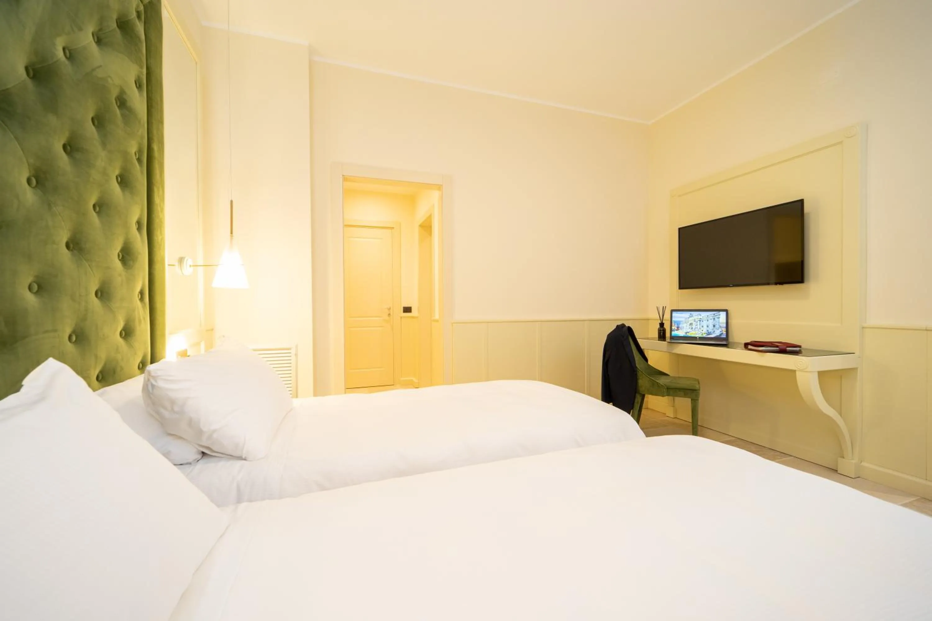 TV and multimedia, Bed in Tenuta Ciminata Greco