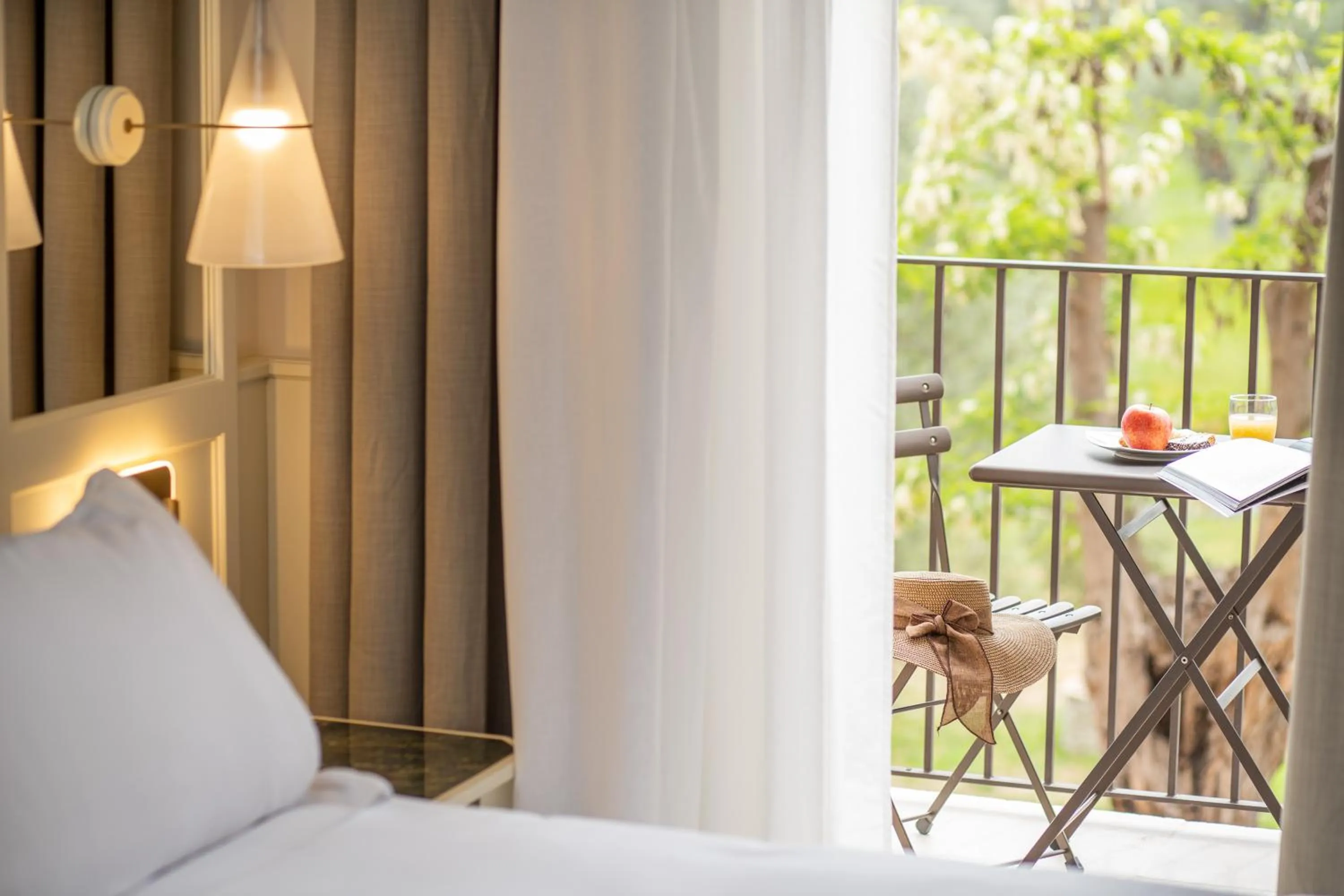 Balcony/Terrace, Bed in Tenuta Ciminata Greco