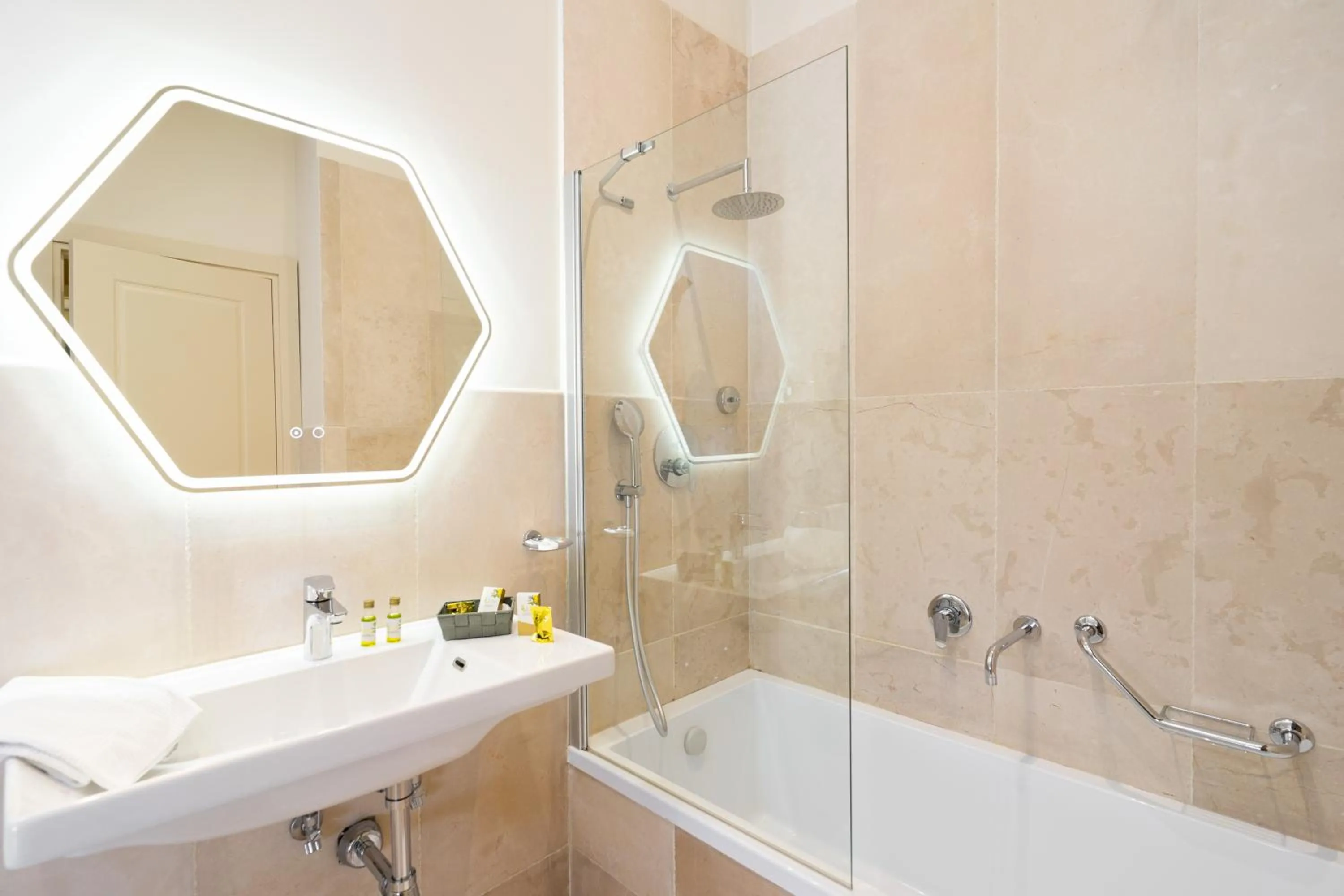 Bath in Tenuta Ciminata Greco