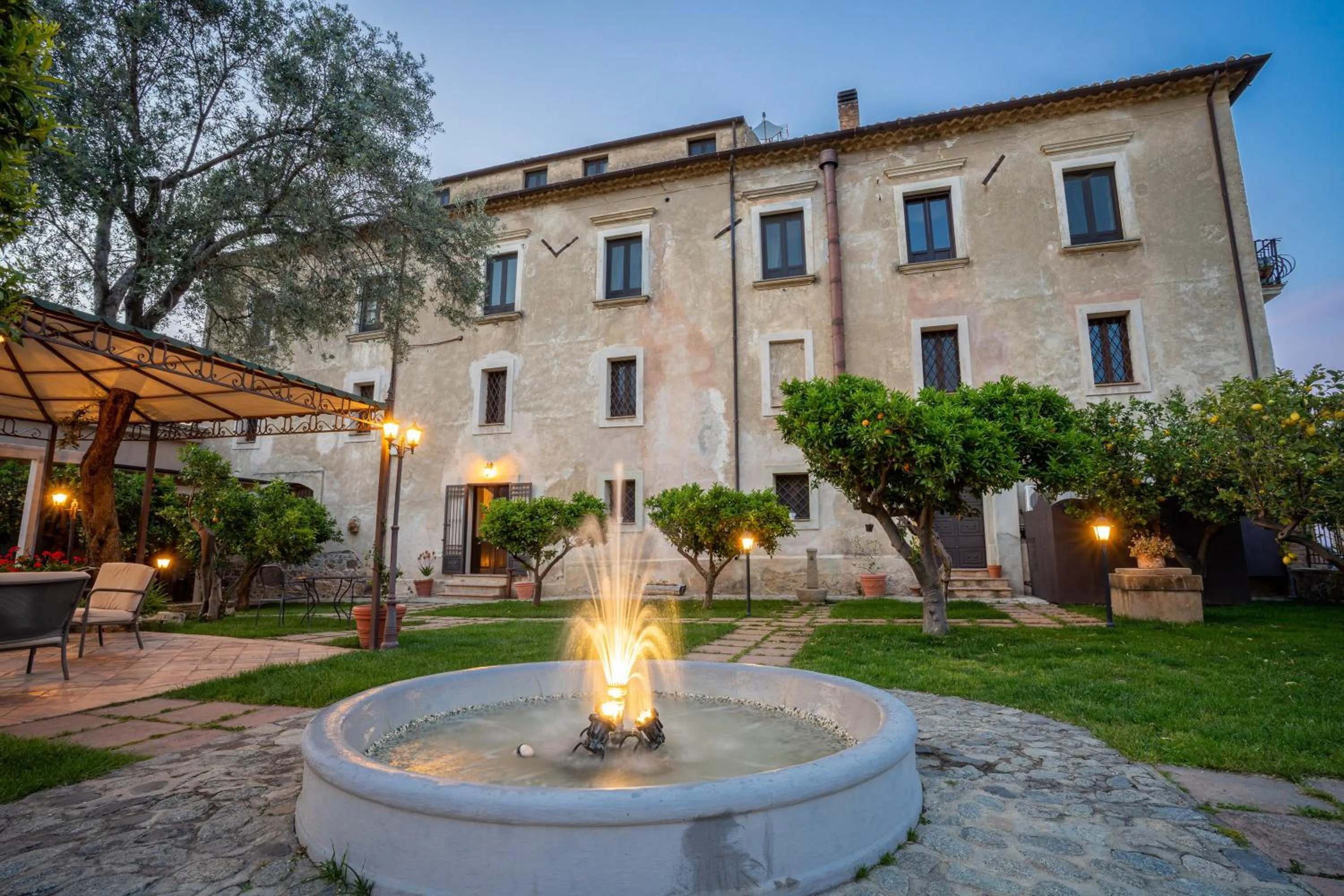 Property building in Tenuta Ciminata Greco