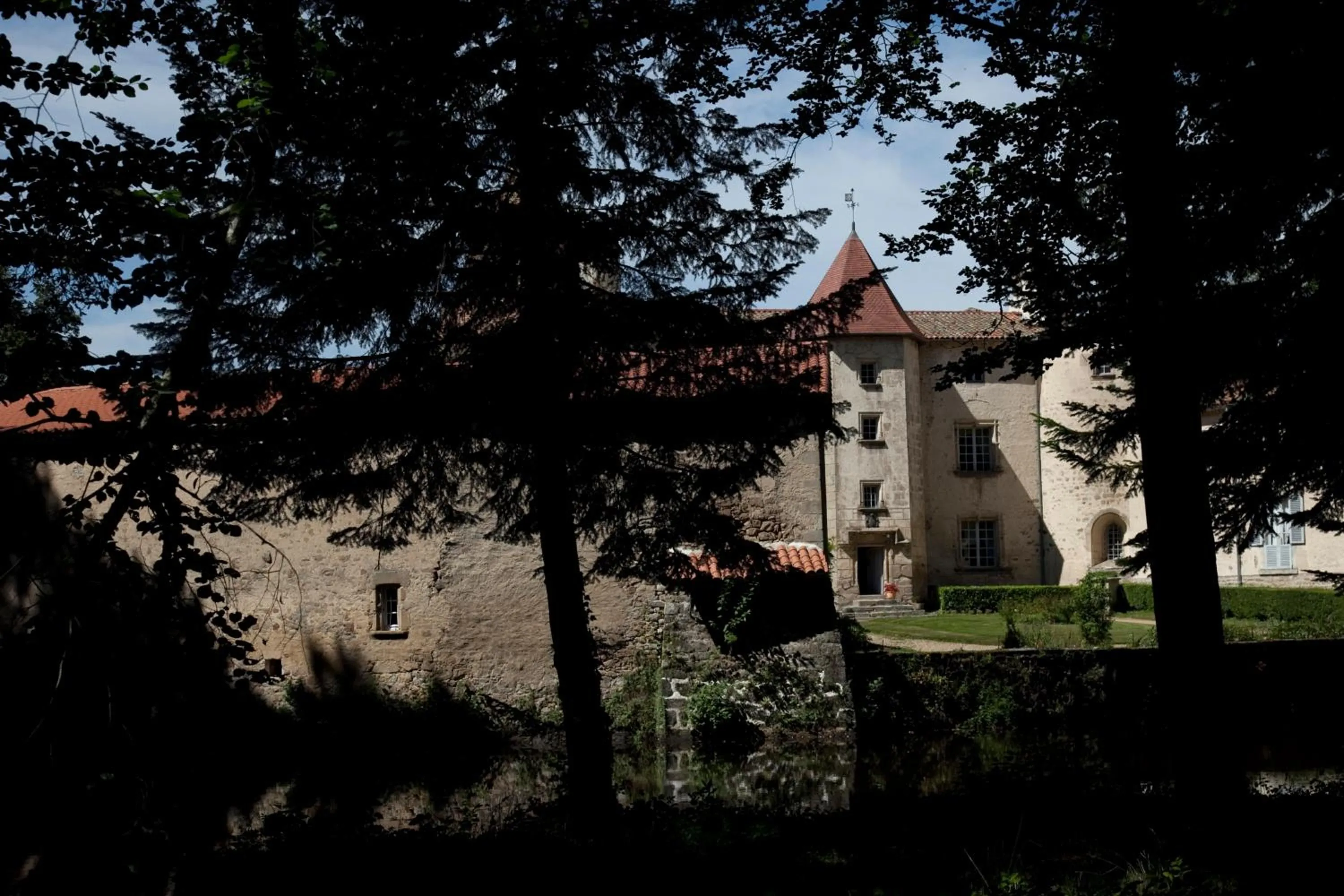 Facade/entrance in Château des Martinanches