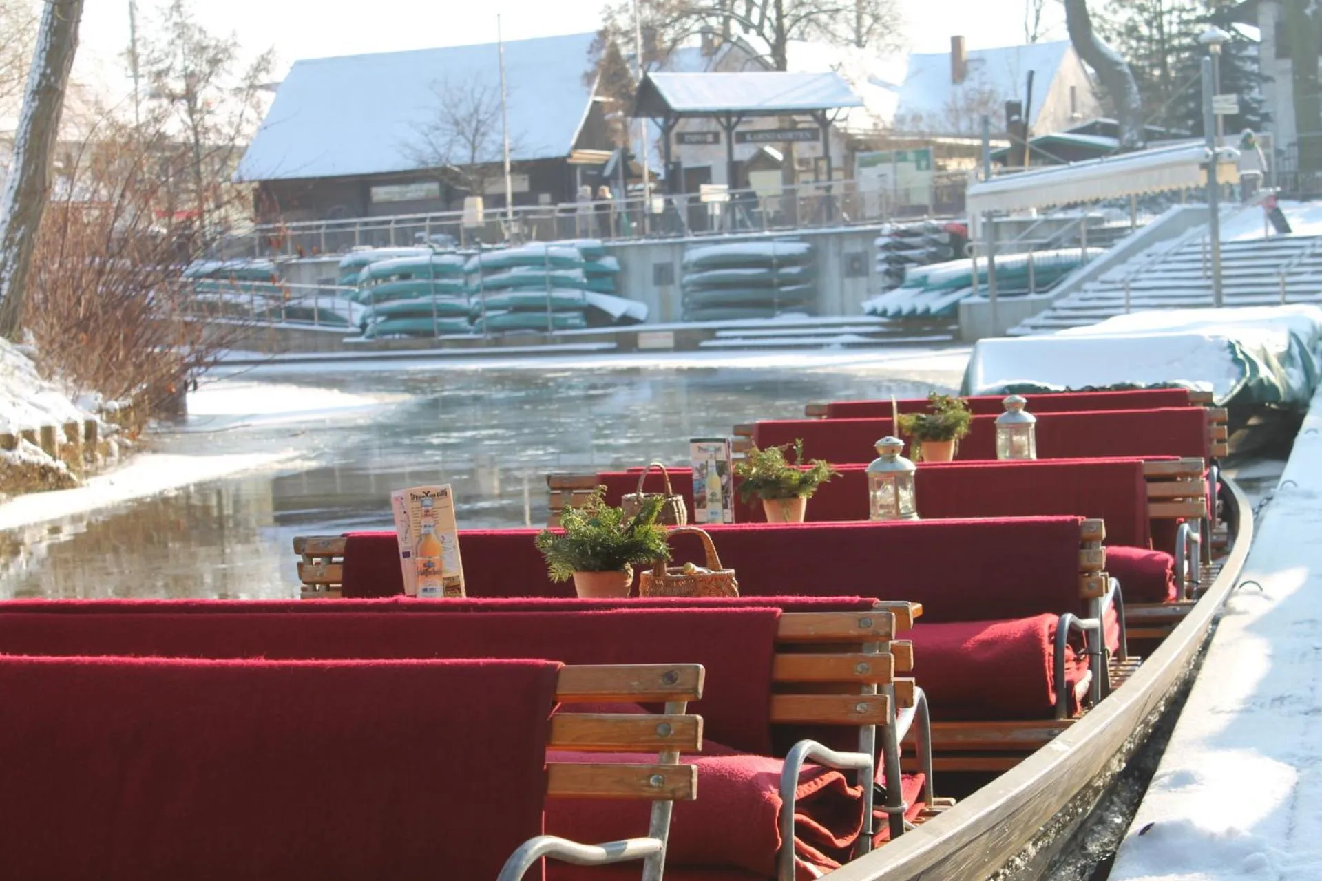 Seasons in Zum Schlangenkönig