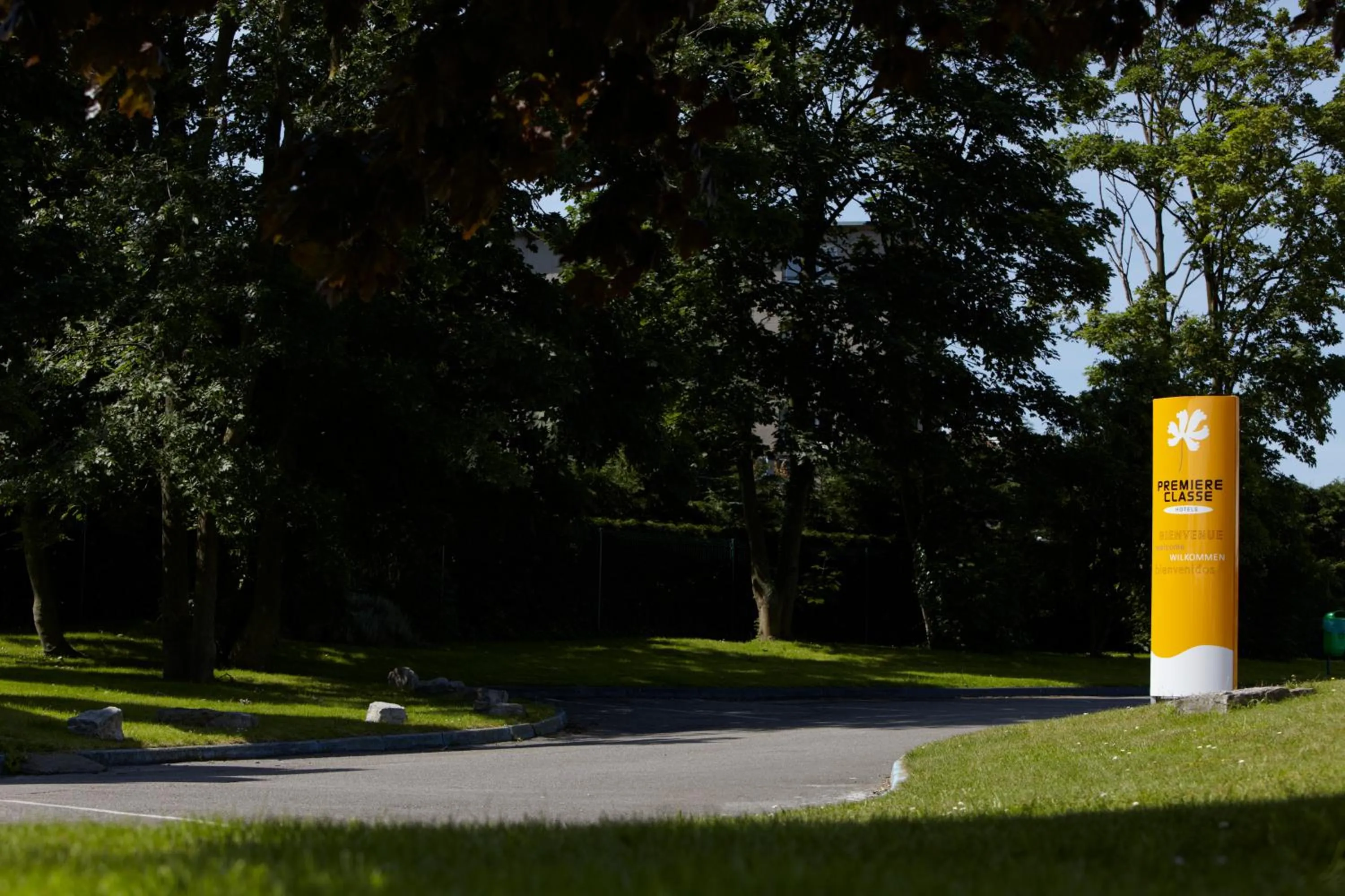 Area and facilities in HECO Calais Centre-Gare