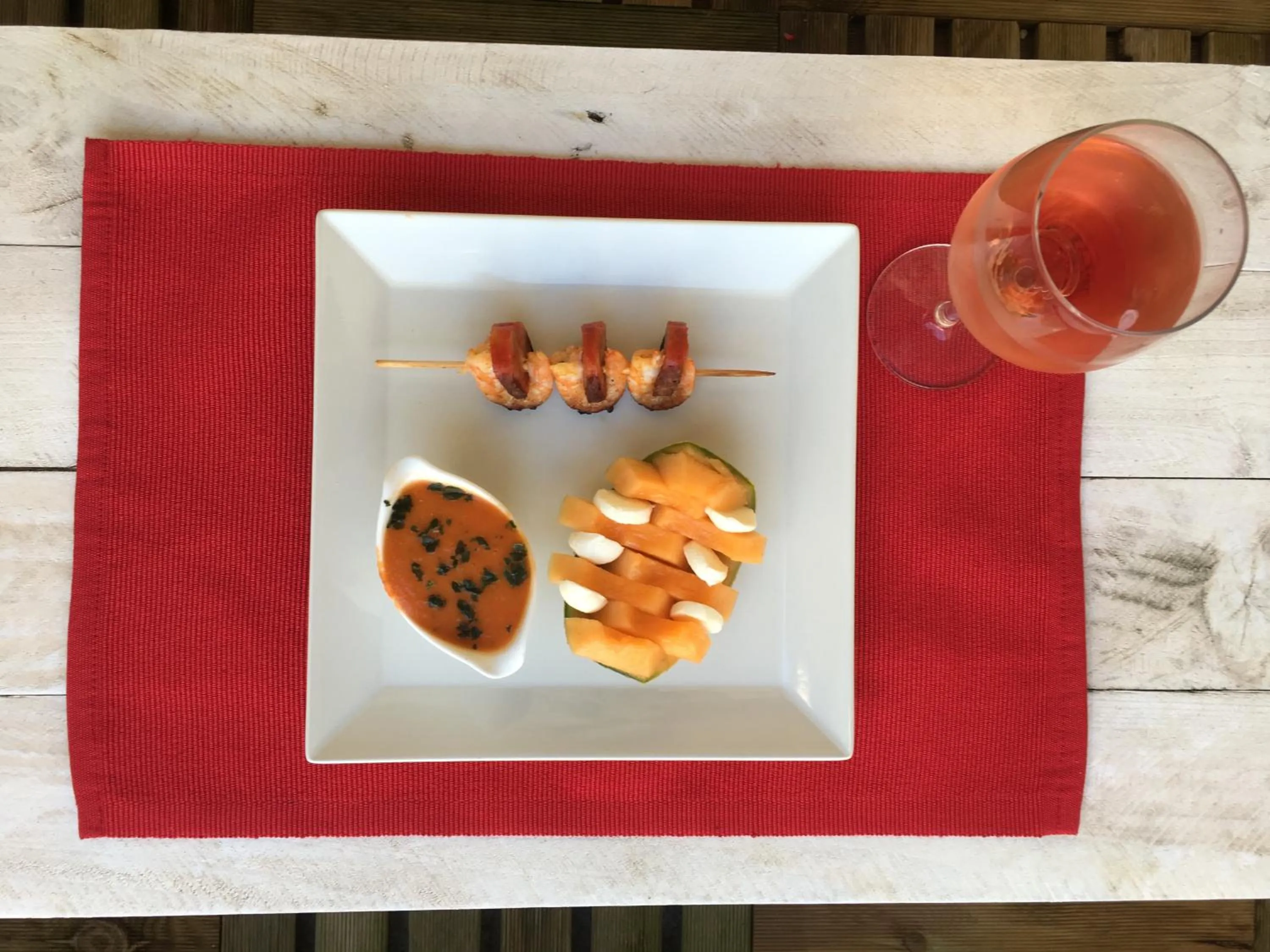 Restaurant/places to eat in Le Nid de Sigogne