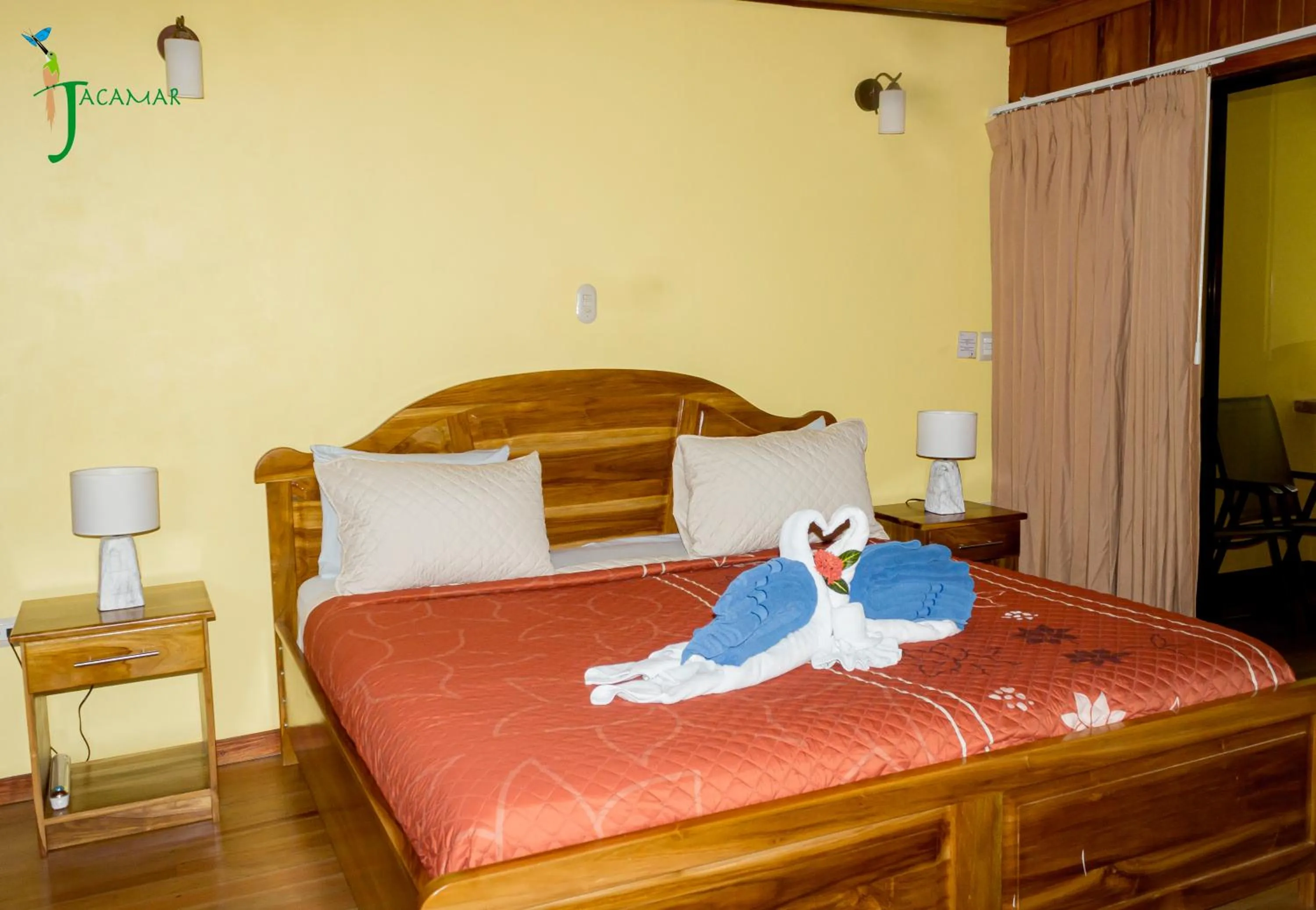 Bed in Jacamar Corcovado Drake Bay