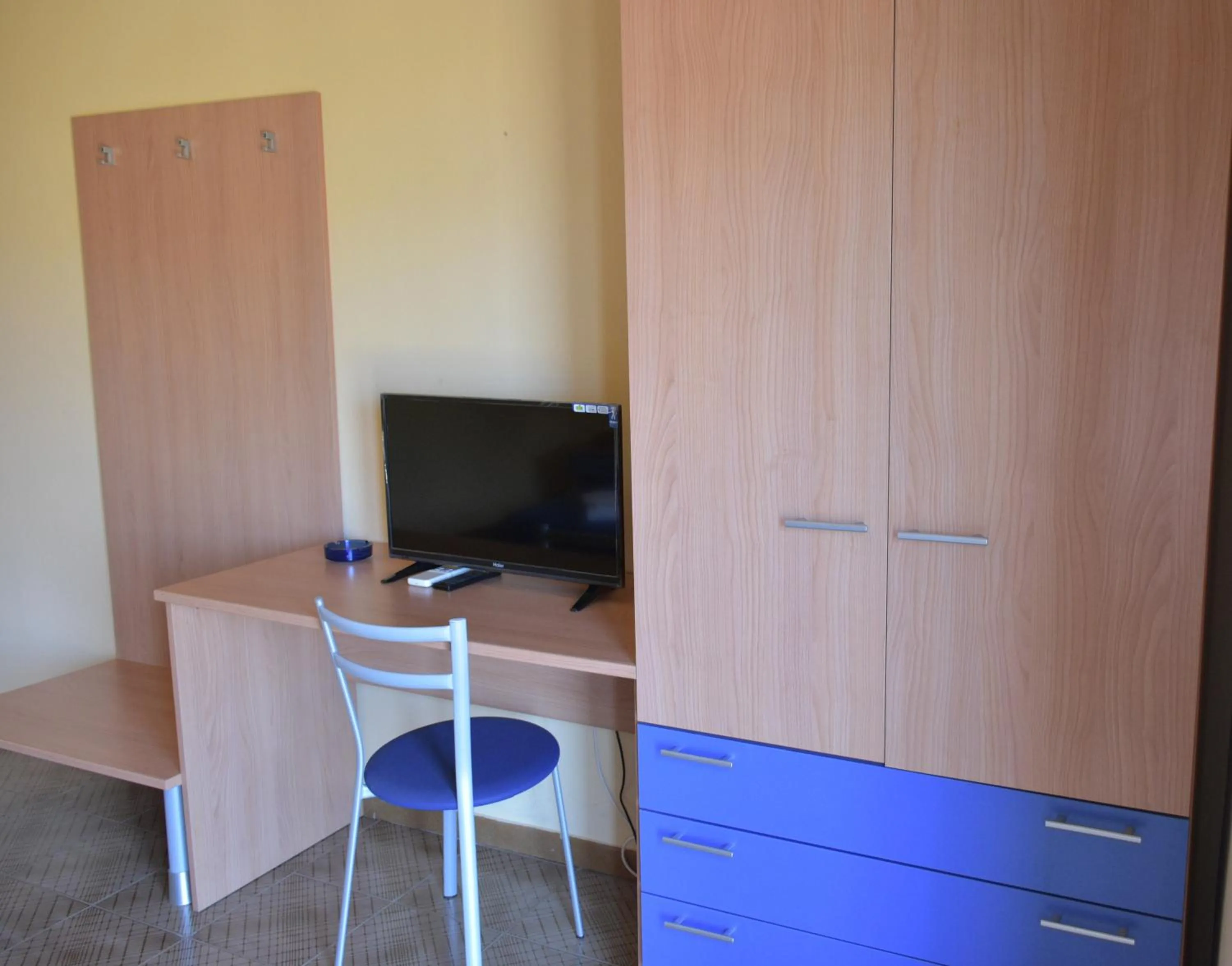 Bedroom in Dependance La Mouette