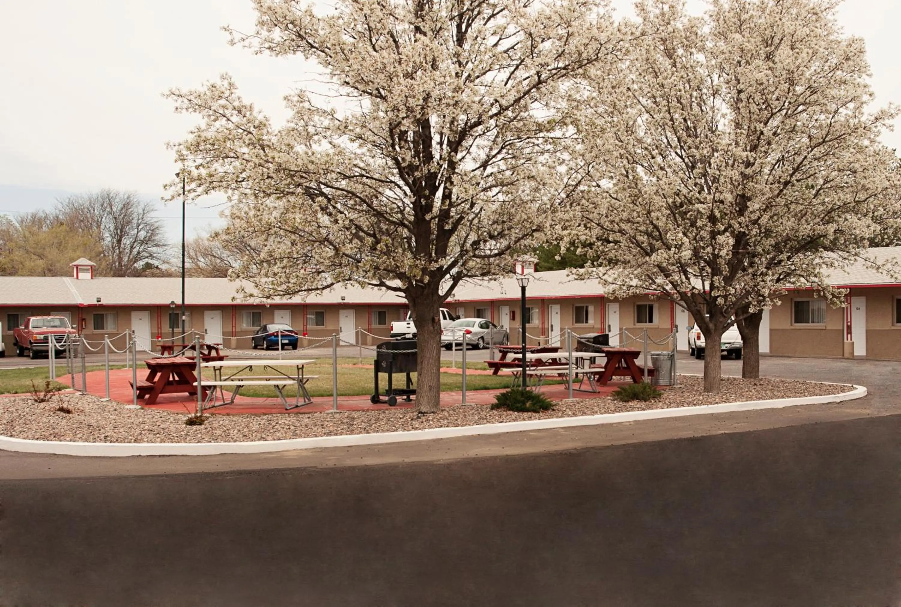 BBQ facilities in Budget Inn & Suites Colby