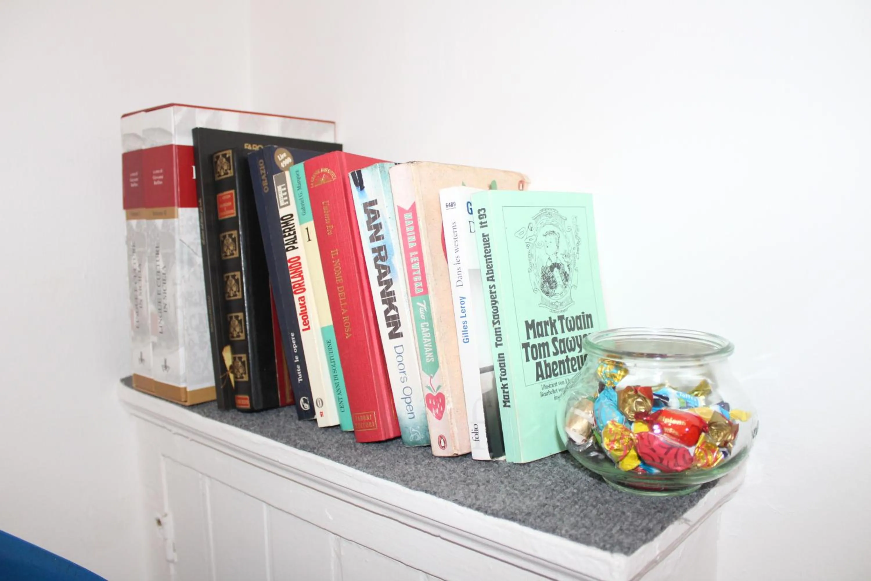 Decorative detail in BED&BOOK Palazzo Cutelli
