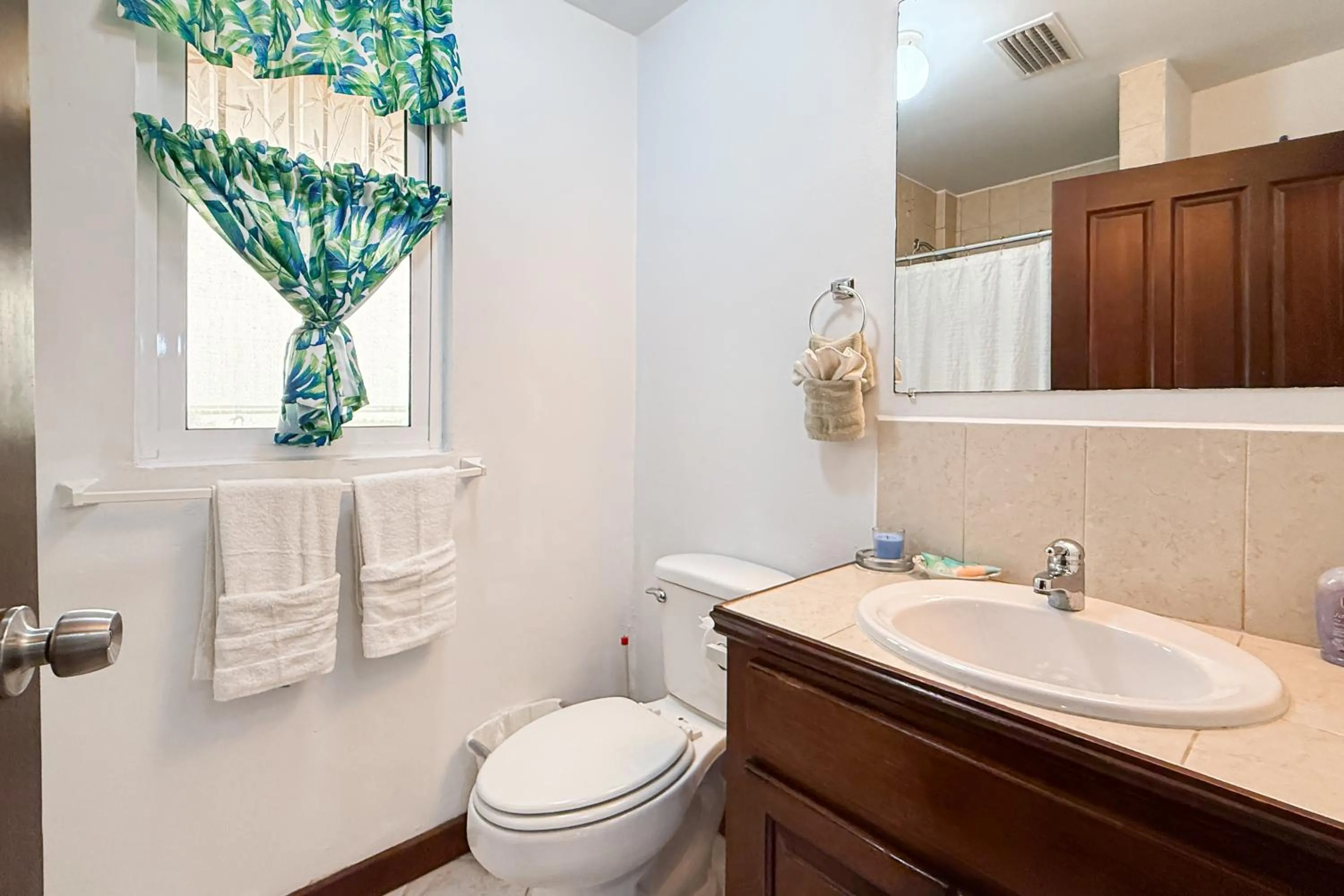 Suite C303 Mara Laguna