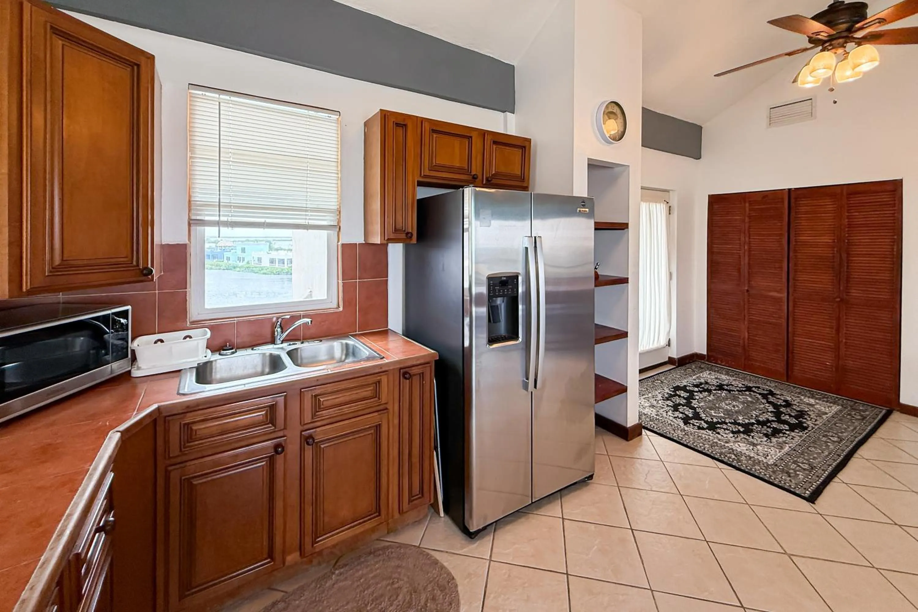 Suite C303 Mara Laguna