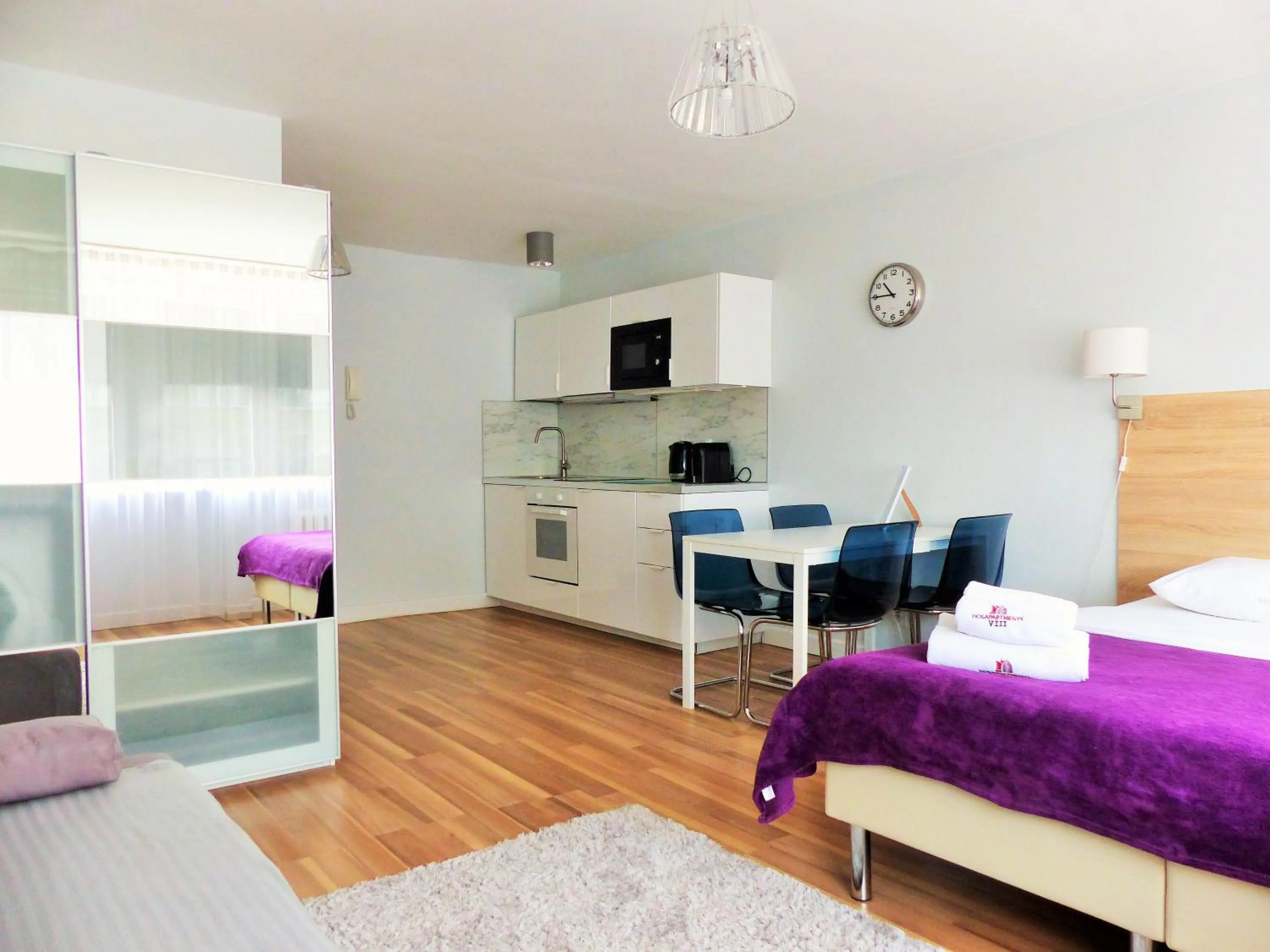 Bed in Hosapartments City Center