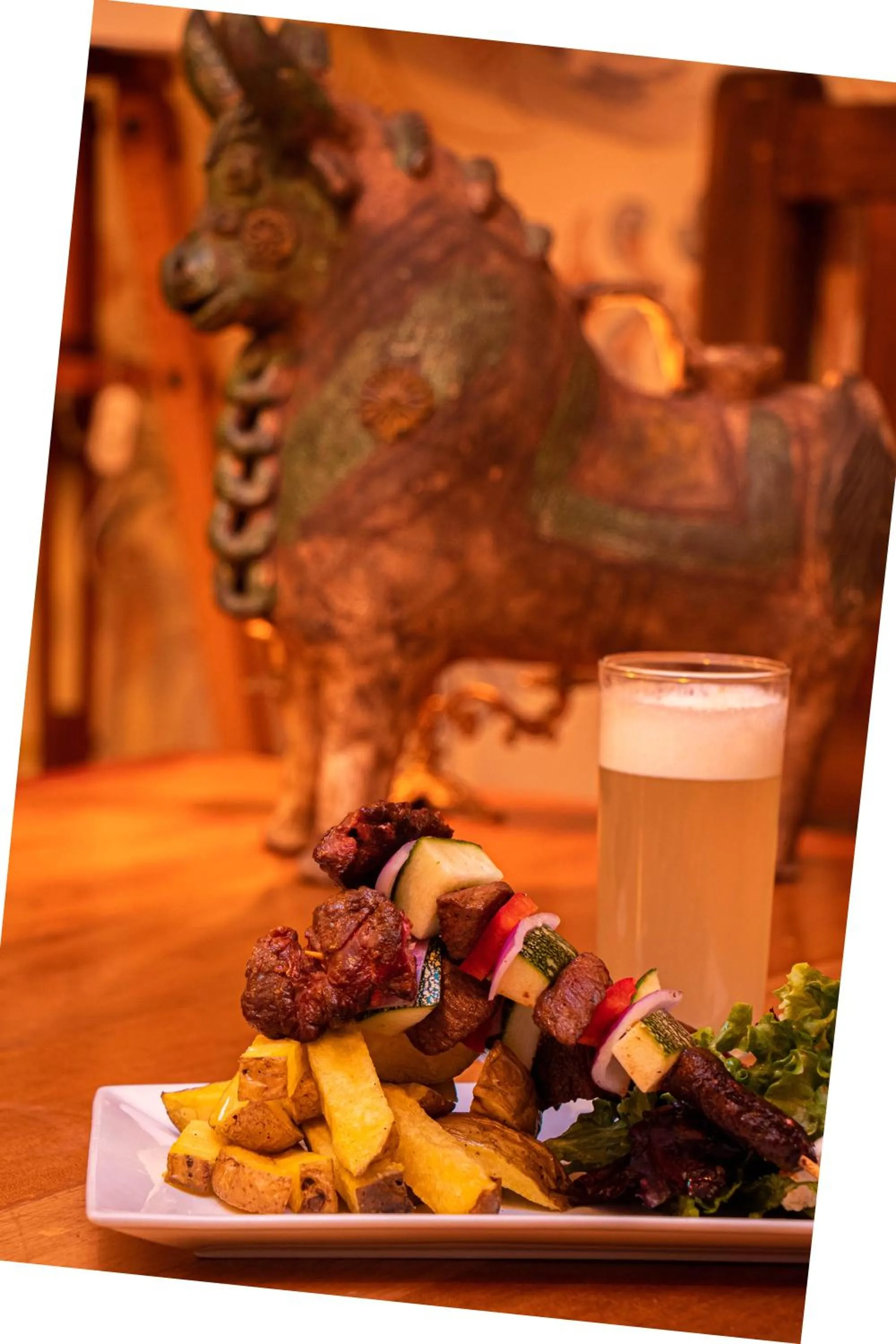 Restaurant/places to eat in Nao Victoria Hostel