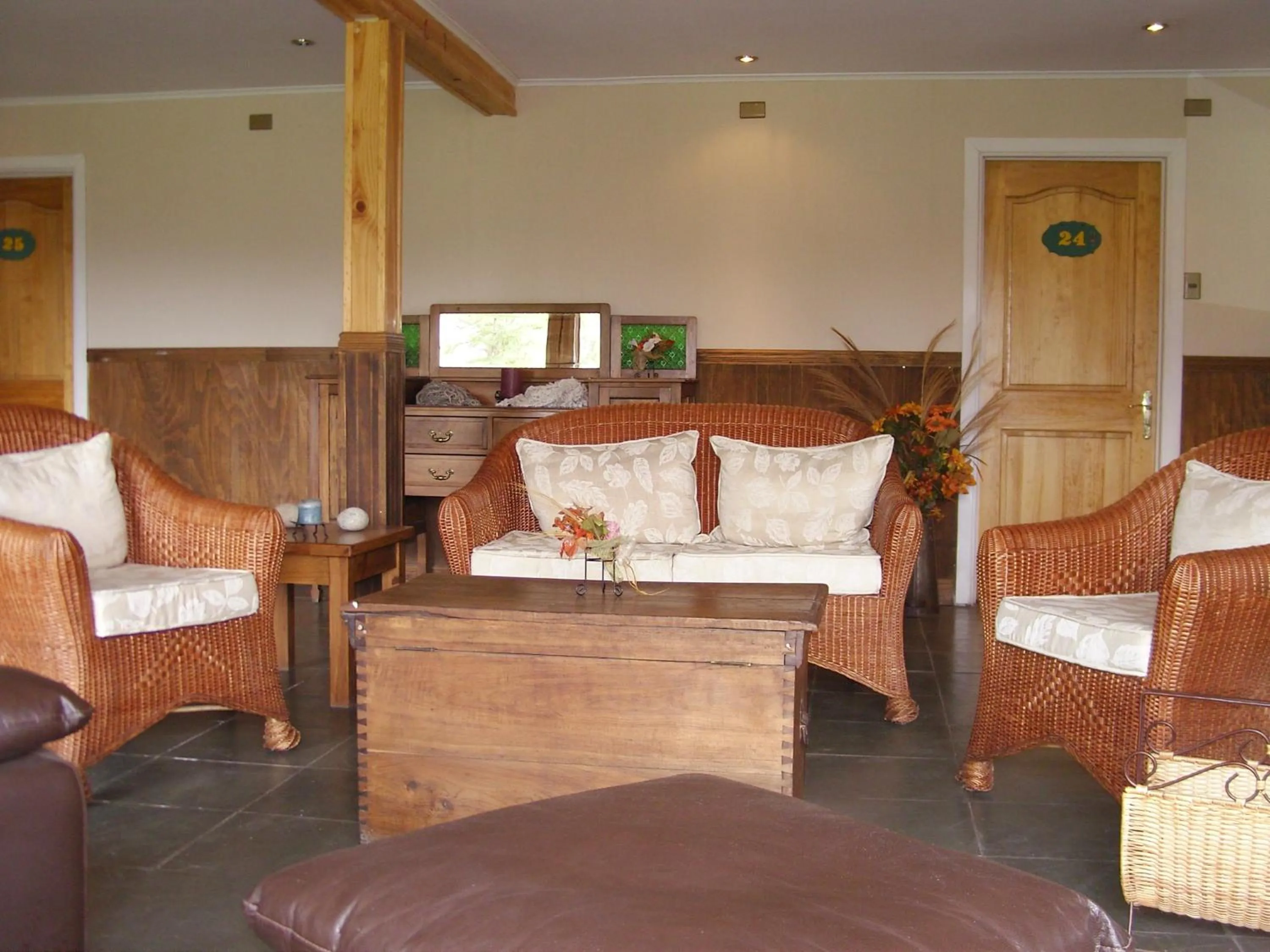 Communal lounge/ TV room in Hotel del Paine