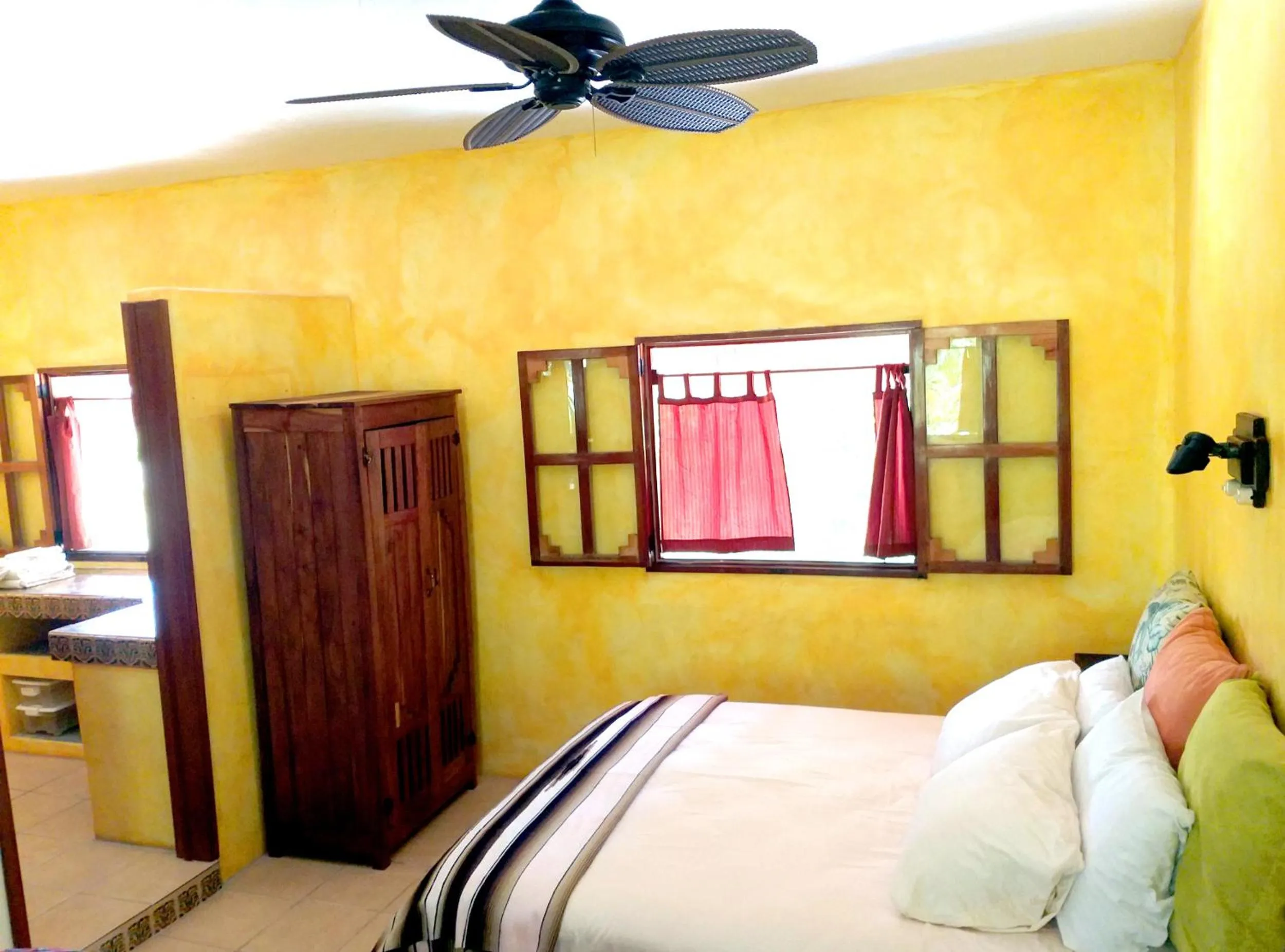 Bed in Mayan Beach Garden