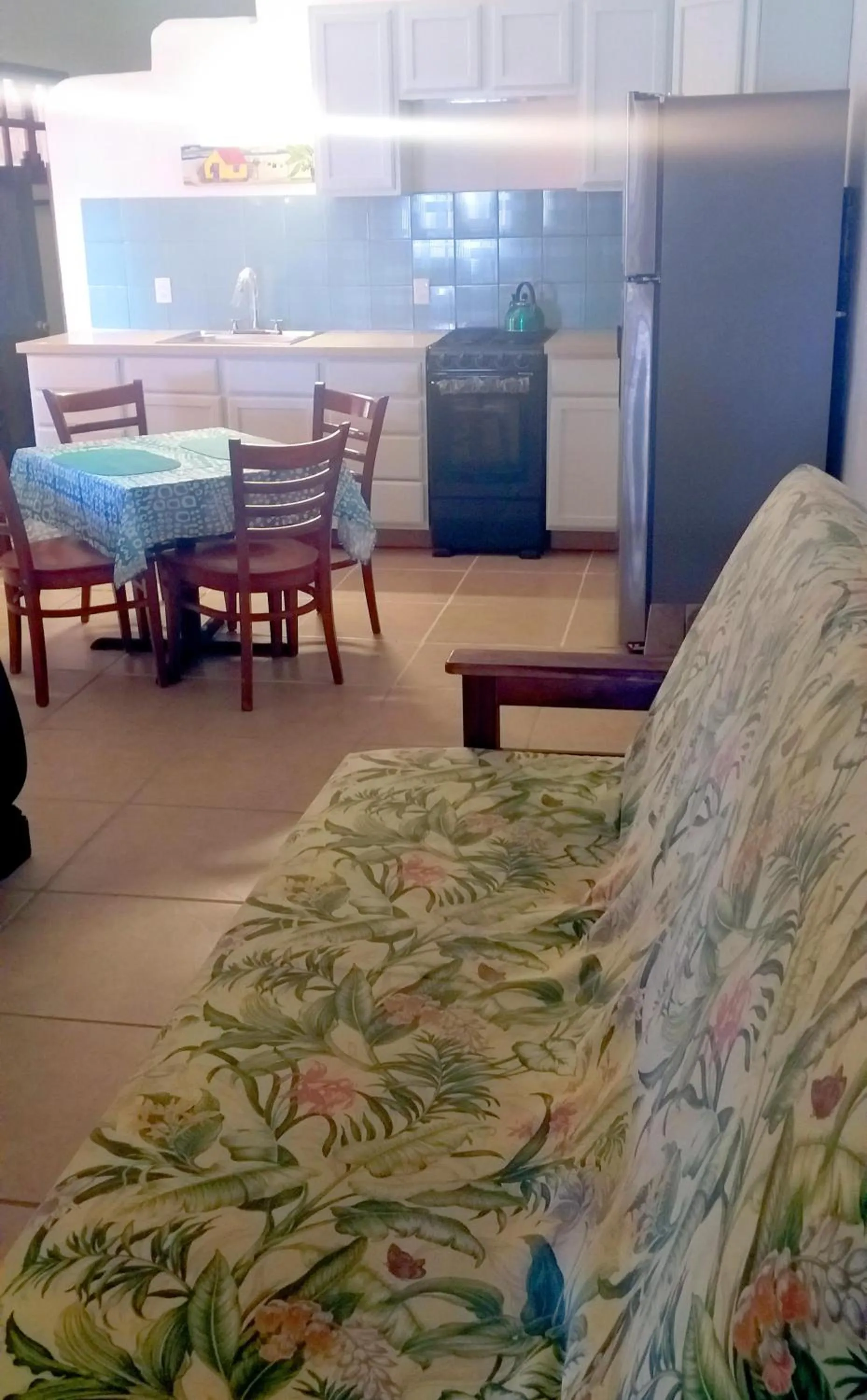 Kitchen or kitchenette, Bed in Mayan Beach Garden