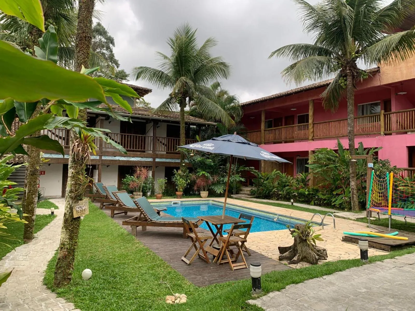 Pousada Tubes Maresias