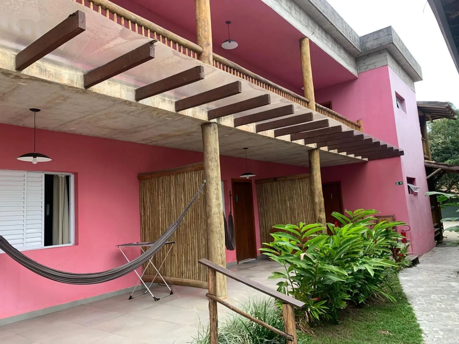 Pousada Tubes Maresias