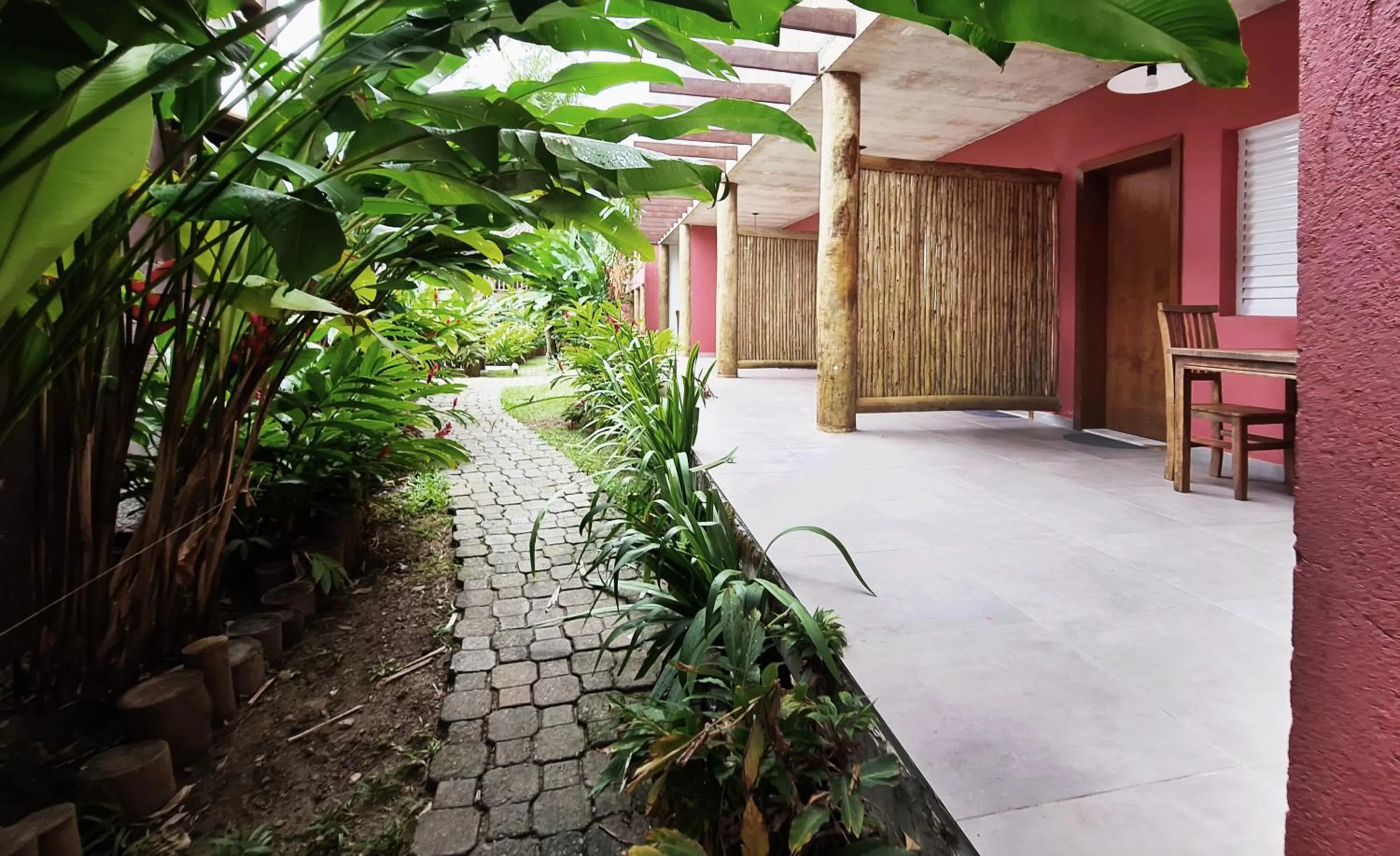 Pousada Tubes Maresias