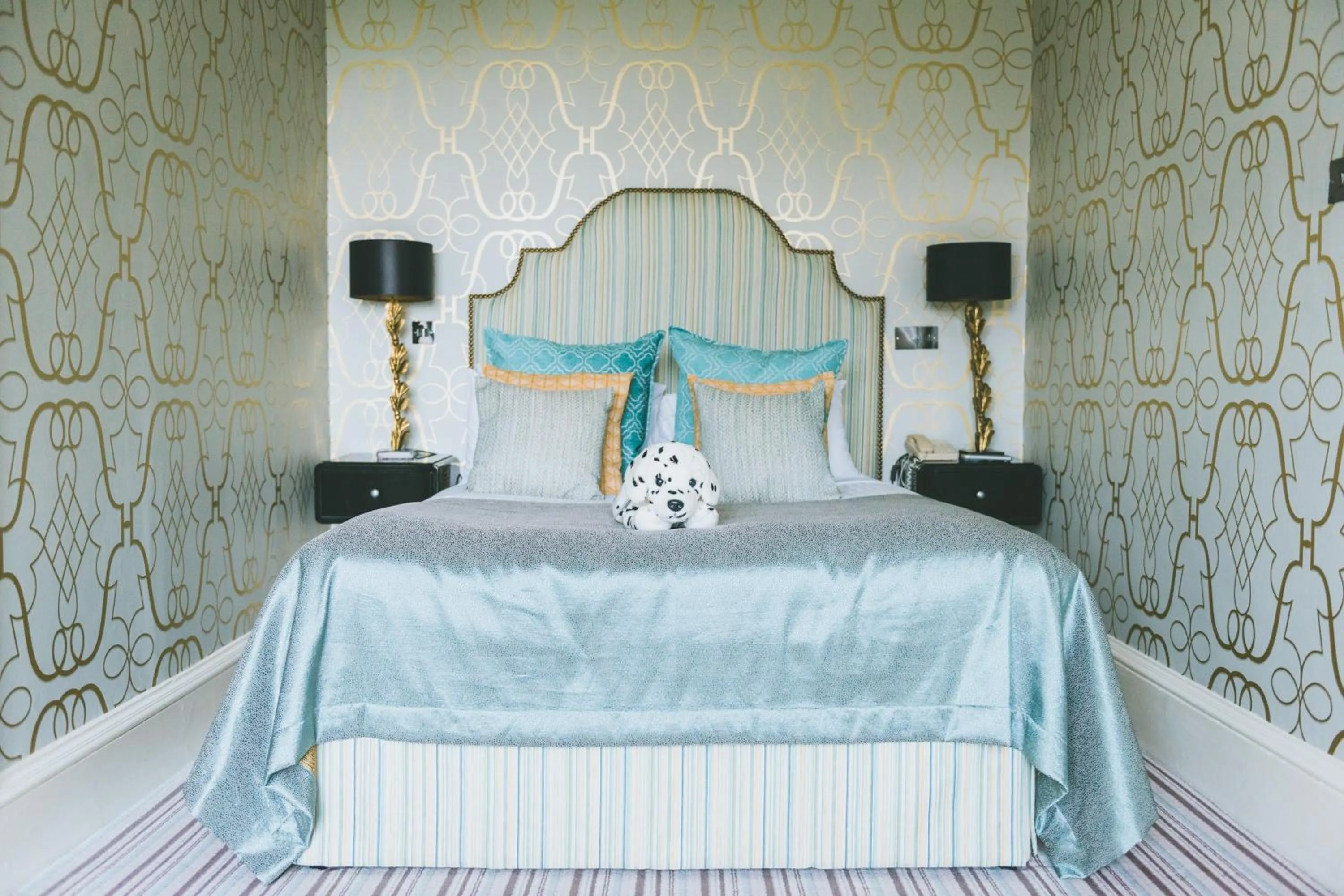 Bed in The Coed-Y-Mwstwr Hotel